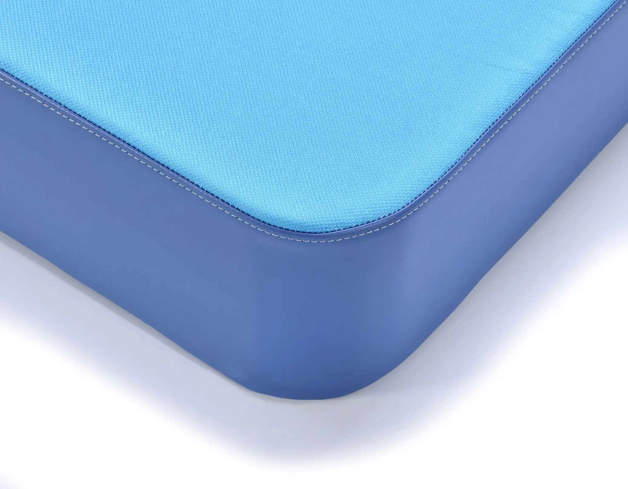 Hüpfpolster  S Indoor, B/T/H   97 x 70 x 17cm, runde Ausführung  aus der Kategorie Sport