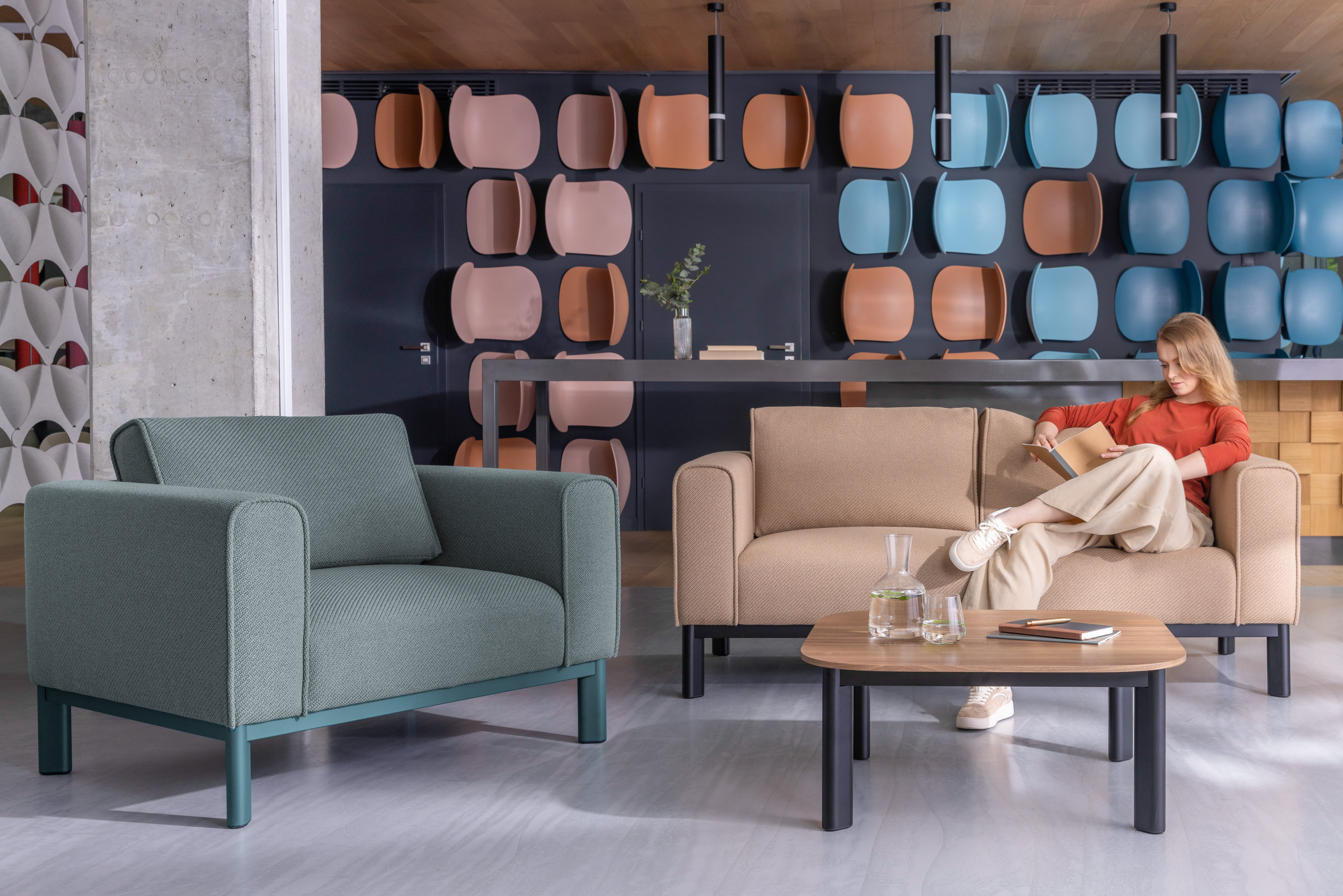 Couchtisch quadratisch, 85 x 85 cm B/T, 34 cm hoch aus der Kategorie Tische