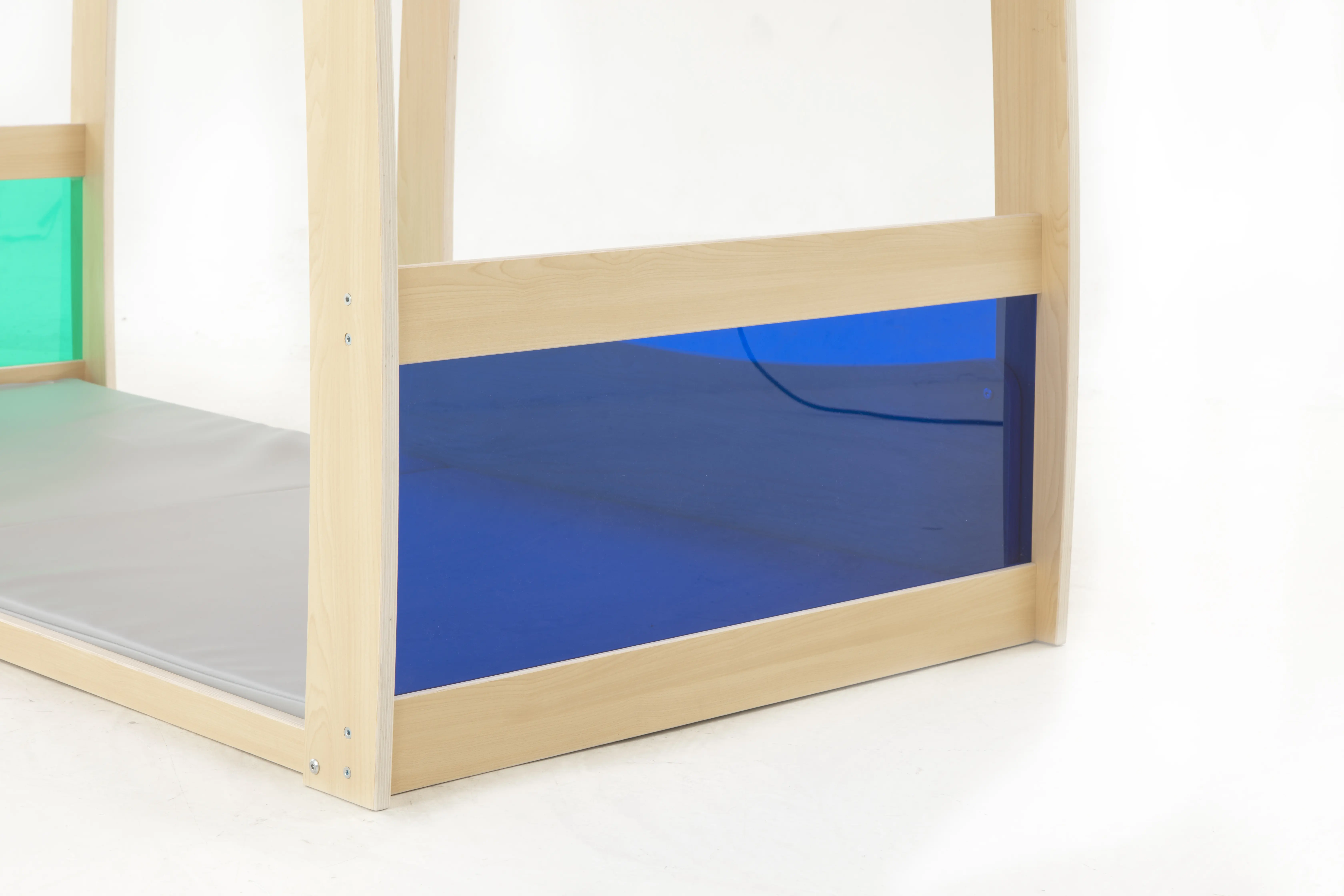 Wisdom Regenbogen | Spielhaus | 188 x 79 x 121 cm | Holz aus der Kategorie Bausteine & Spiellandschaften