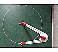 Zirkel Kunststoff weiß mit Magnet-Dreifuß, Drehgriff, Grad und cm-Teilung, 50 cm, aus der Kategorie Zeichengeräte