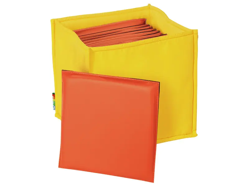 Stoffbehälter inklusive 13 Kissen aus beschichtetem Stoff. Bitte Farbe angeben orange, blau oder grü aus der Kategorie Polsterelemente