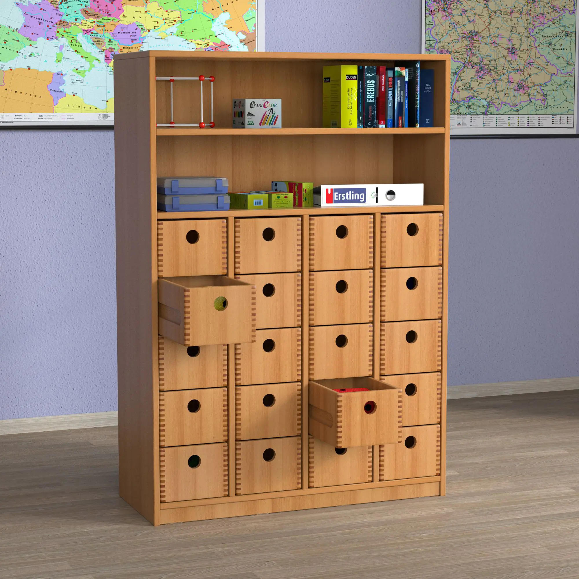 Schrank mit 20 Massivholzkästen, 144 cm hoch, 100x40 cm (B/T), Regalaufsatz aus der Kategorie -Schränke mit Massivholzkästen