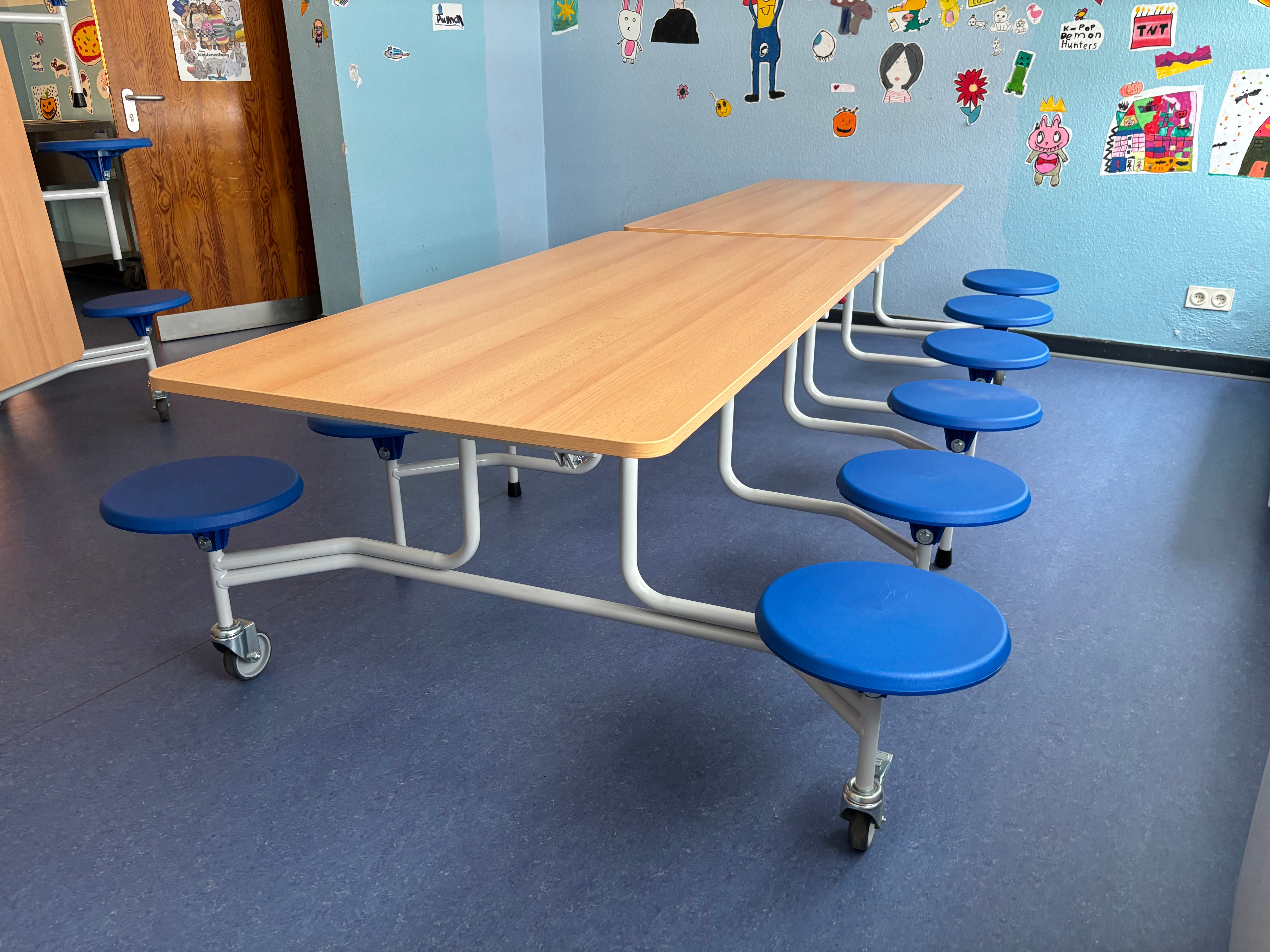 Tisch-Stuhlkombination, 12 Sitze, rechteckig, Tischhöhe: 69 cm, Sitzhöhe 41cm, Sitz Ø 32,5 cm aus der Kategorie Sitz-Tisch-Kombinationen