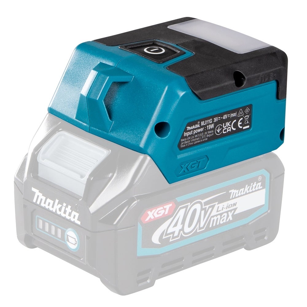 Makita Lampe mit USB Adapter ML011G
