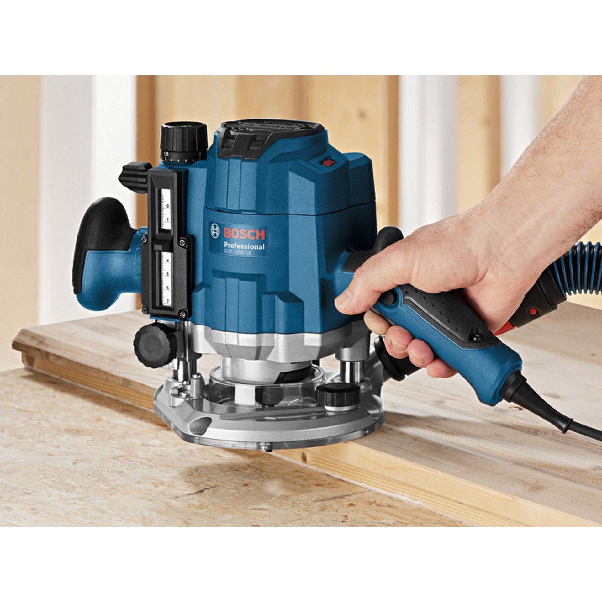 Bosch Oberfräse GOF 1250 CE in L-BOXX #0601626001