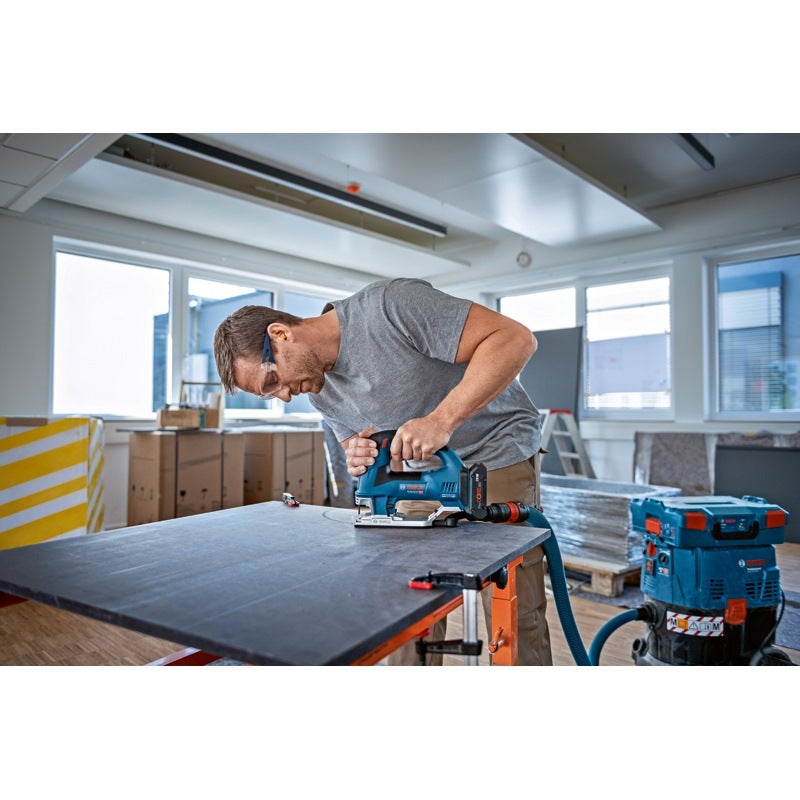 Bosch Akku-Stichsäge GST 18V-155 BC, 2 x Akku ProCORE18V 4.0Ah in L-BOXX #06015B1002