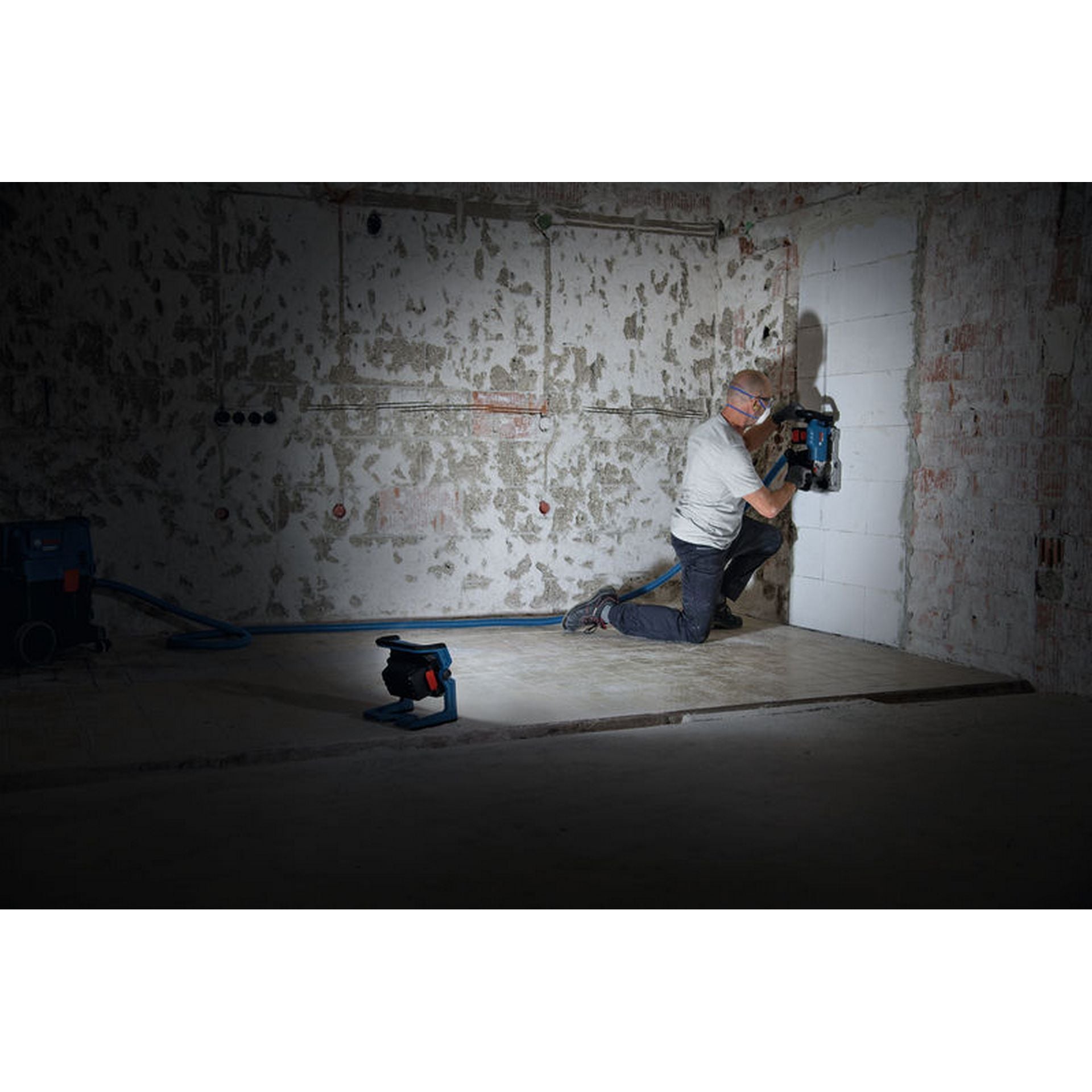 Bosch Akku-Bauleuchte GLI18V-5000 #06019P5100