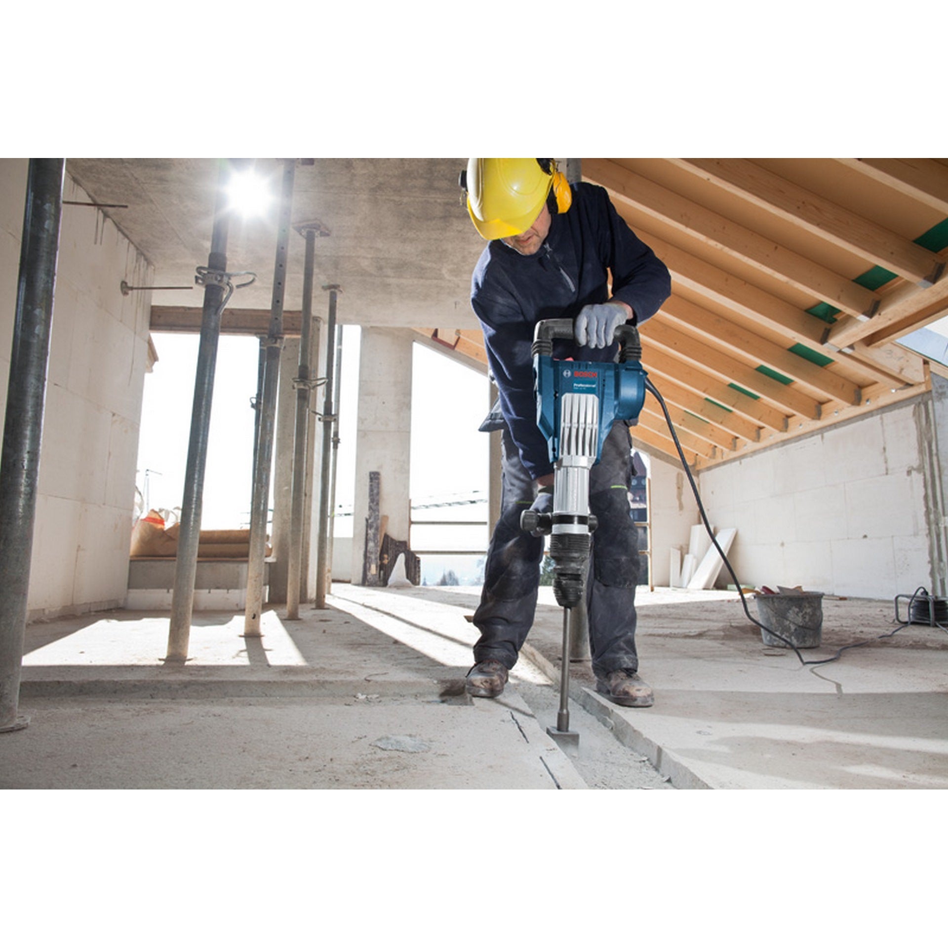 Bosch Schlaghammer mit SDS max GSH 11 VC im Handwerkerkoffer #0611336000