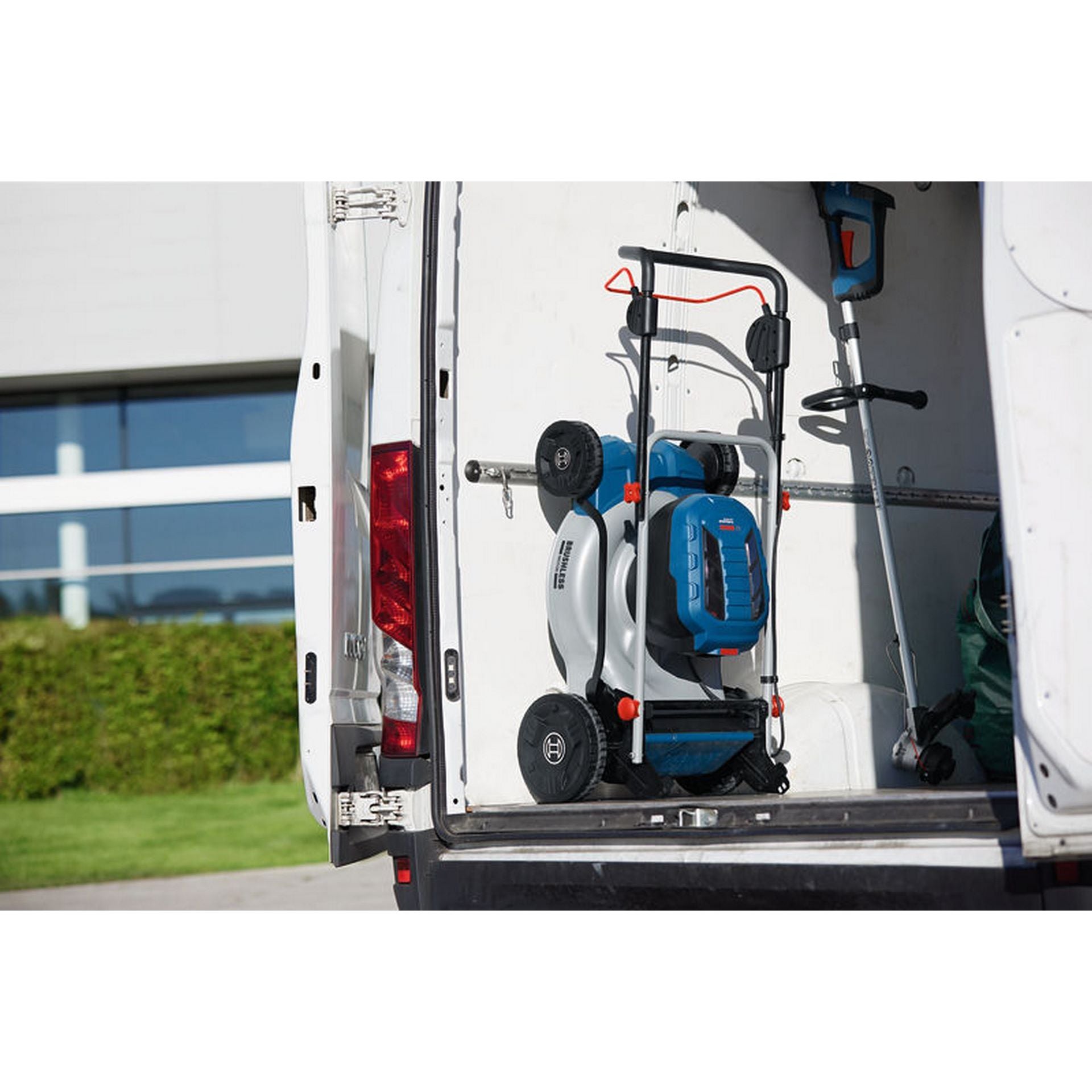 Bosch Akku-Rasenmäher GRA 18V2-46 #06008C8000