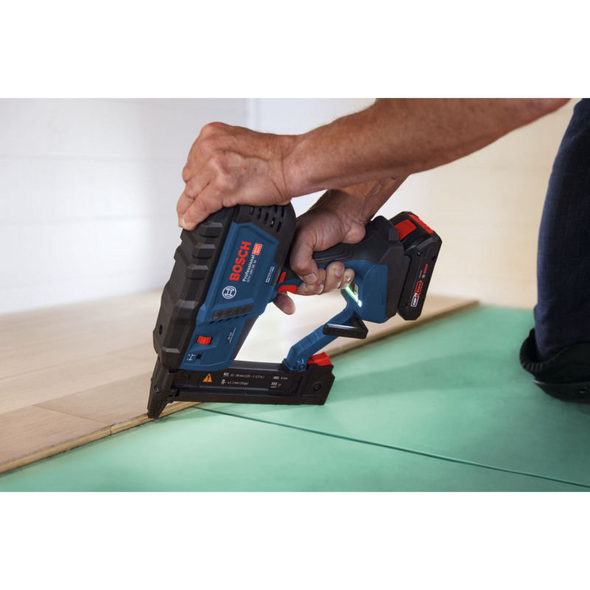 Bosch Akku-Holzklammerer GTH 18V-38 M #0601482500