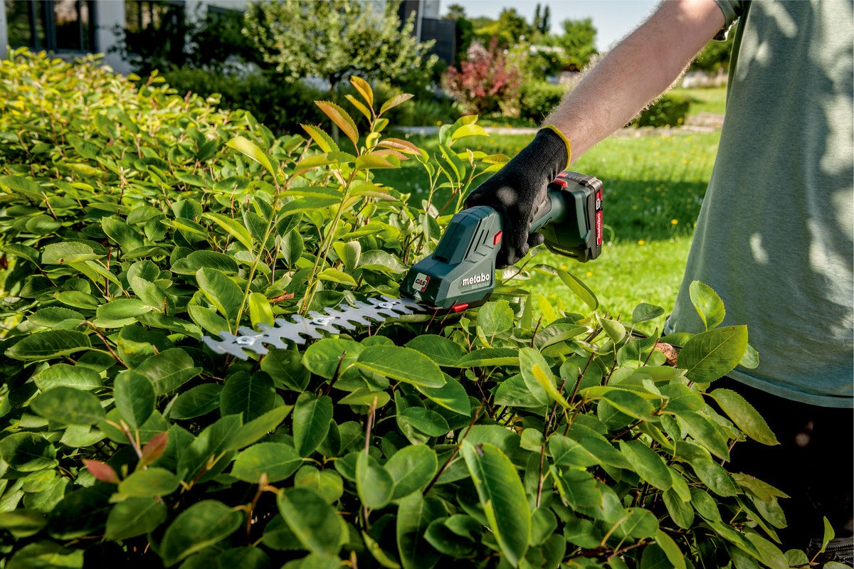 Metabo Akku-Strauch- und Grasschere SGS 18 LTX Q #601609840 metaBOX 145 L