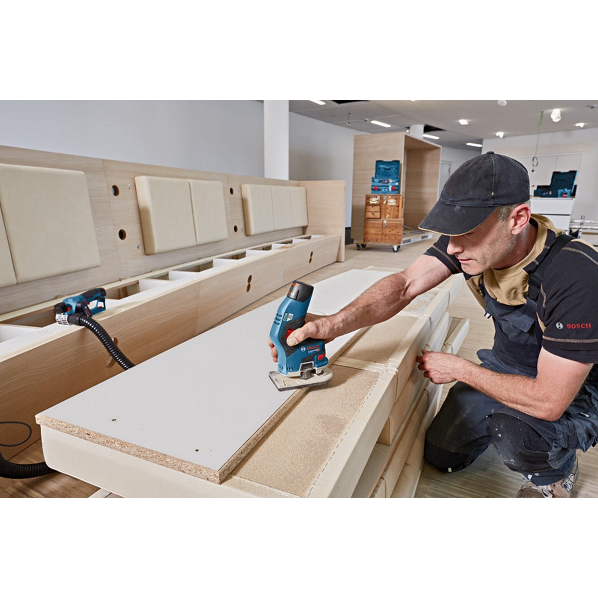 Bosch Akku-Kantenfräse GKF 12V-8 in L-BOXX #06016B0001