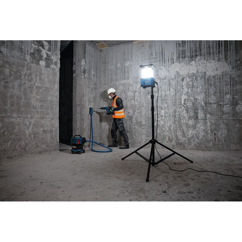 Bosch Akku-Bauleuchte GLA 18VH-7500 + Kaltgerätekabel #06014A5000