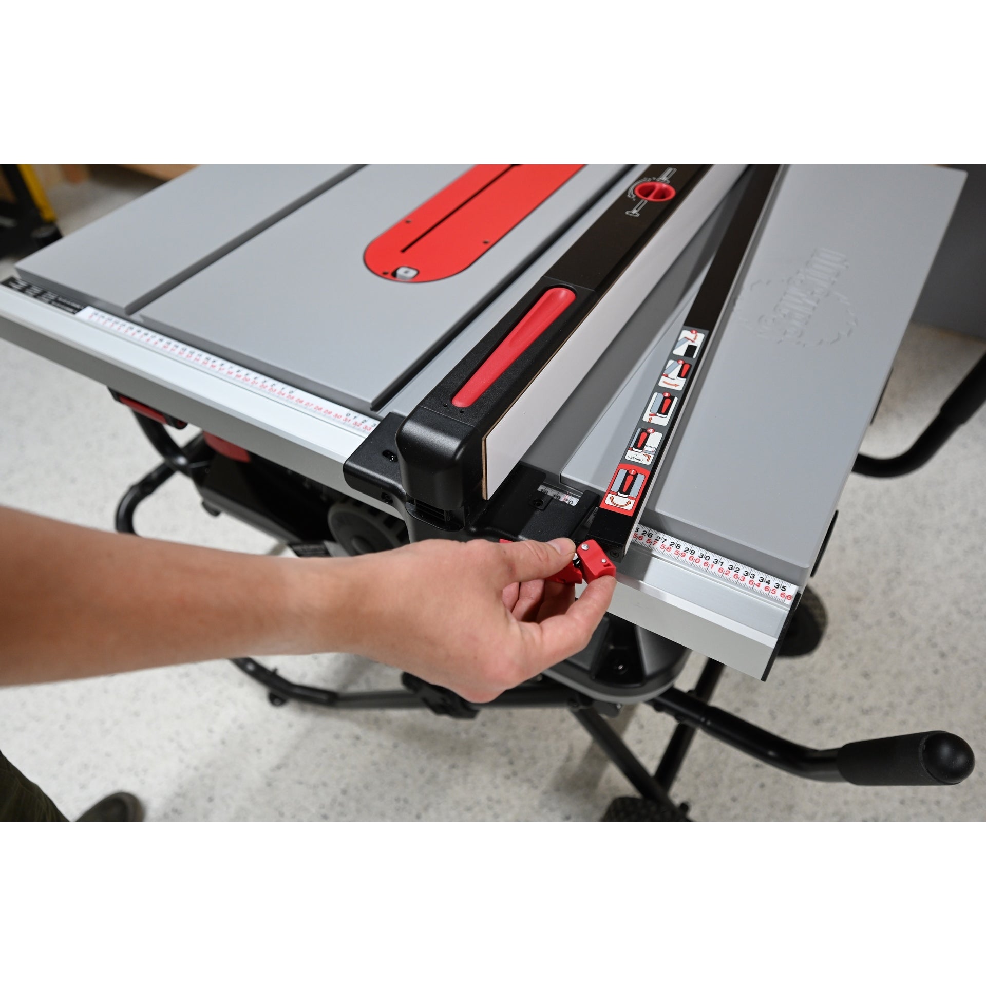 SawStop Jobsite Pro Saw - JSS mit AIM-Sicherheitsbremse & Untergestell – 230 V, 80 mm Schnitthöhe #J