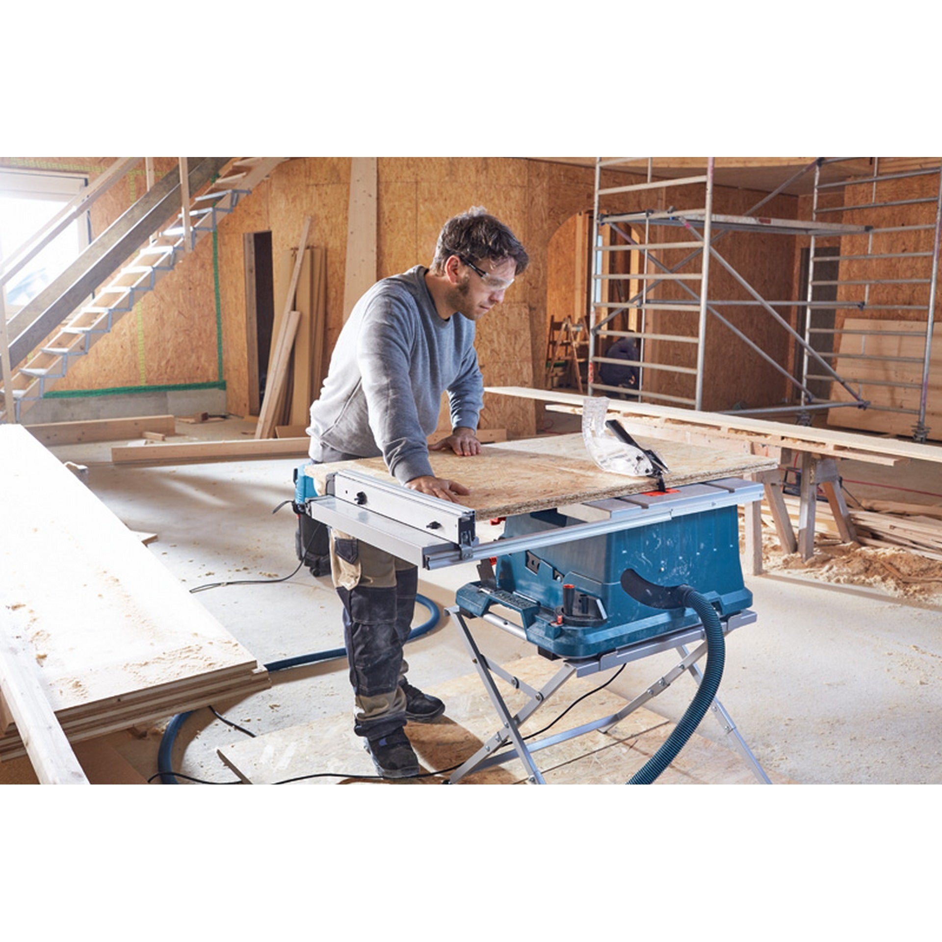 Bosch Tischsäge GTS 635-216 und Arbeitstisch GTA 560 #0601B42001