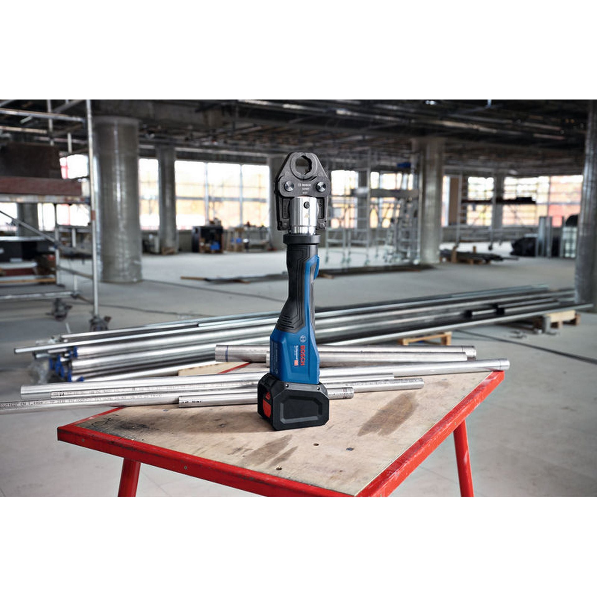 Bosch Akku-Presswerkzeug GPT 18V-32, 1 x XL-BOXX #06019M2100