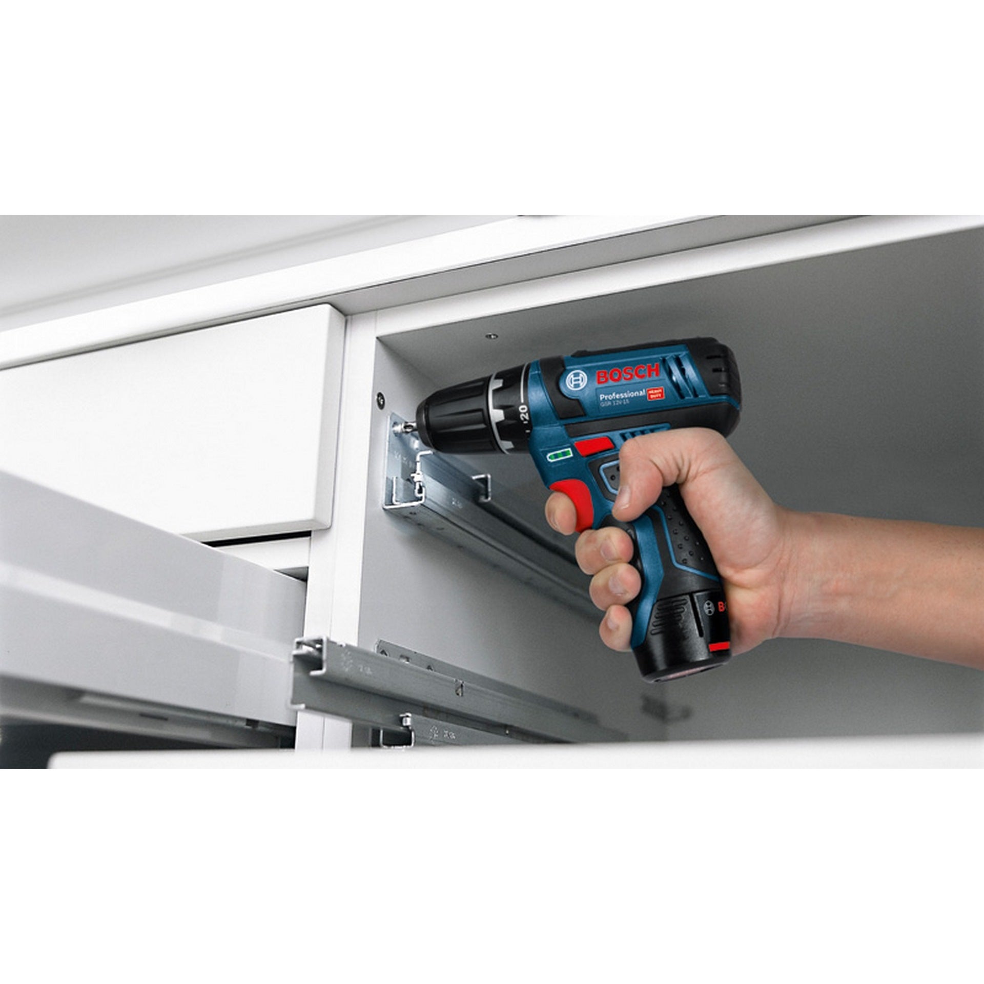 Bosch Akku-Bohrschrauber GSR 12V-15, 2 x Akku GBA 12V 2.0Ah, L-BOXX #0601868109