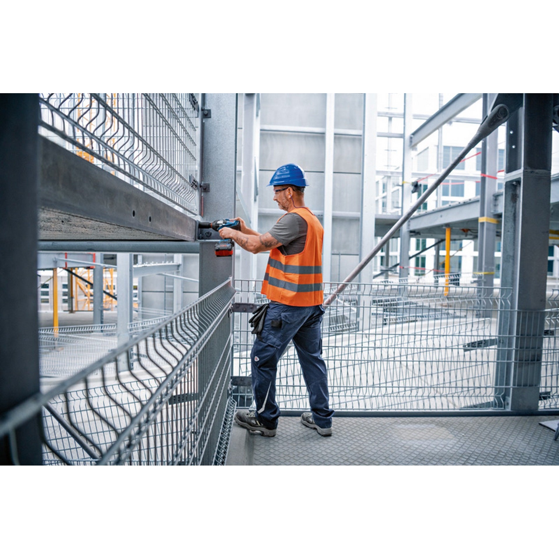 Bosch Akku-Drehschlagschrauber GDS 18V-1000 C, 2 x Akku ProCORE18V 5.5Ah in L-BOXX #06019J8003