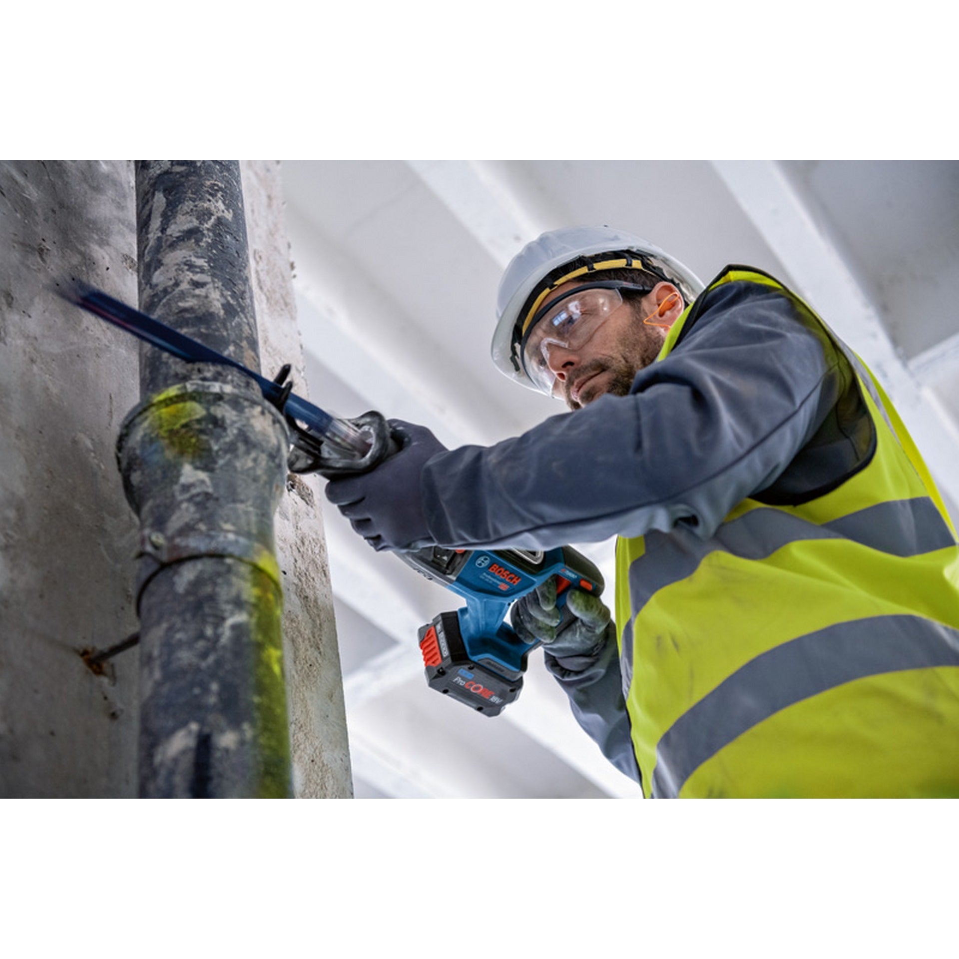 Bosch Akku-Säbelsäge GSA 18V-28 in L-BOXX #06016C0001