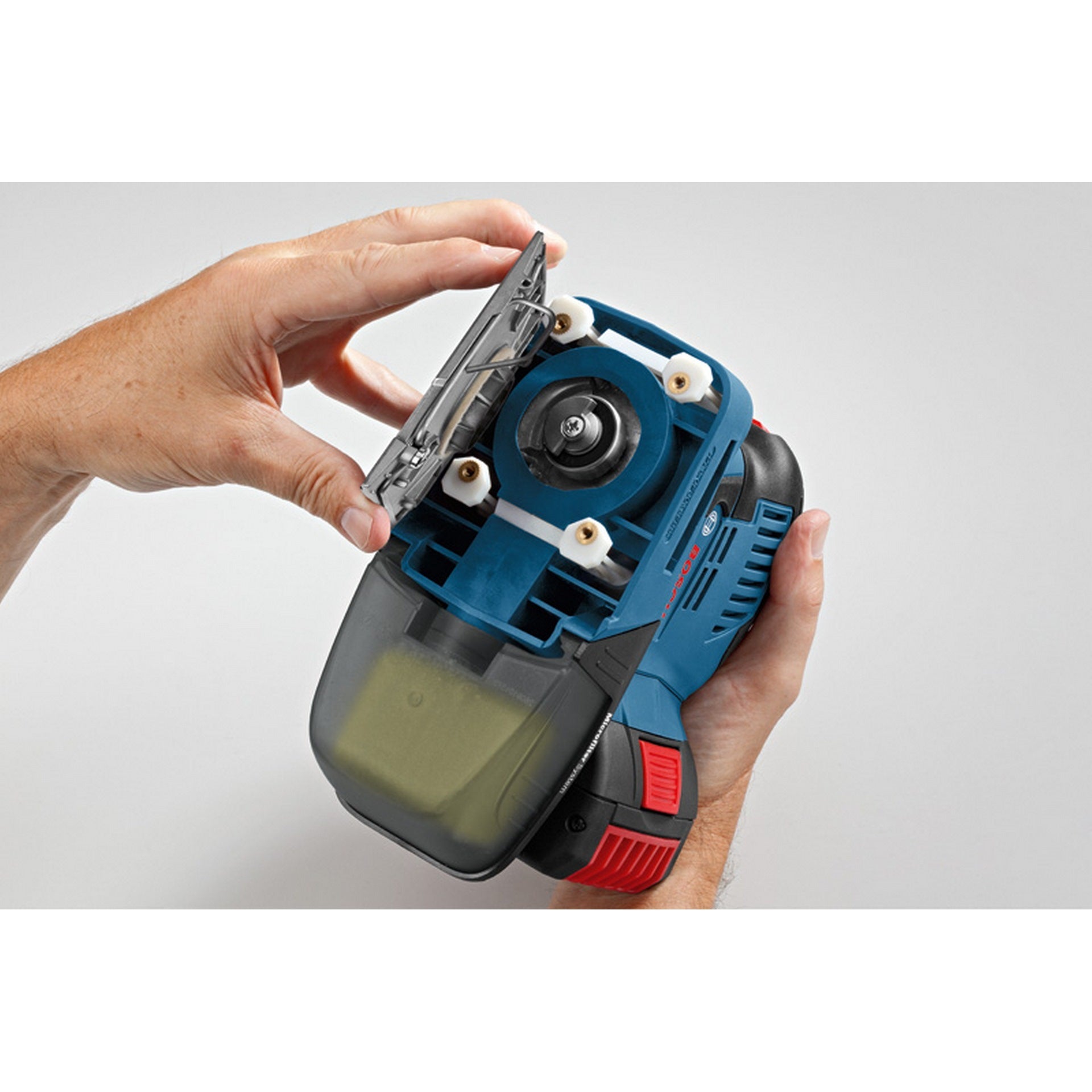 Bosch Akku-Schwingschleifer GSS 18V-10 in L-BOXX #06019D0202