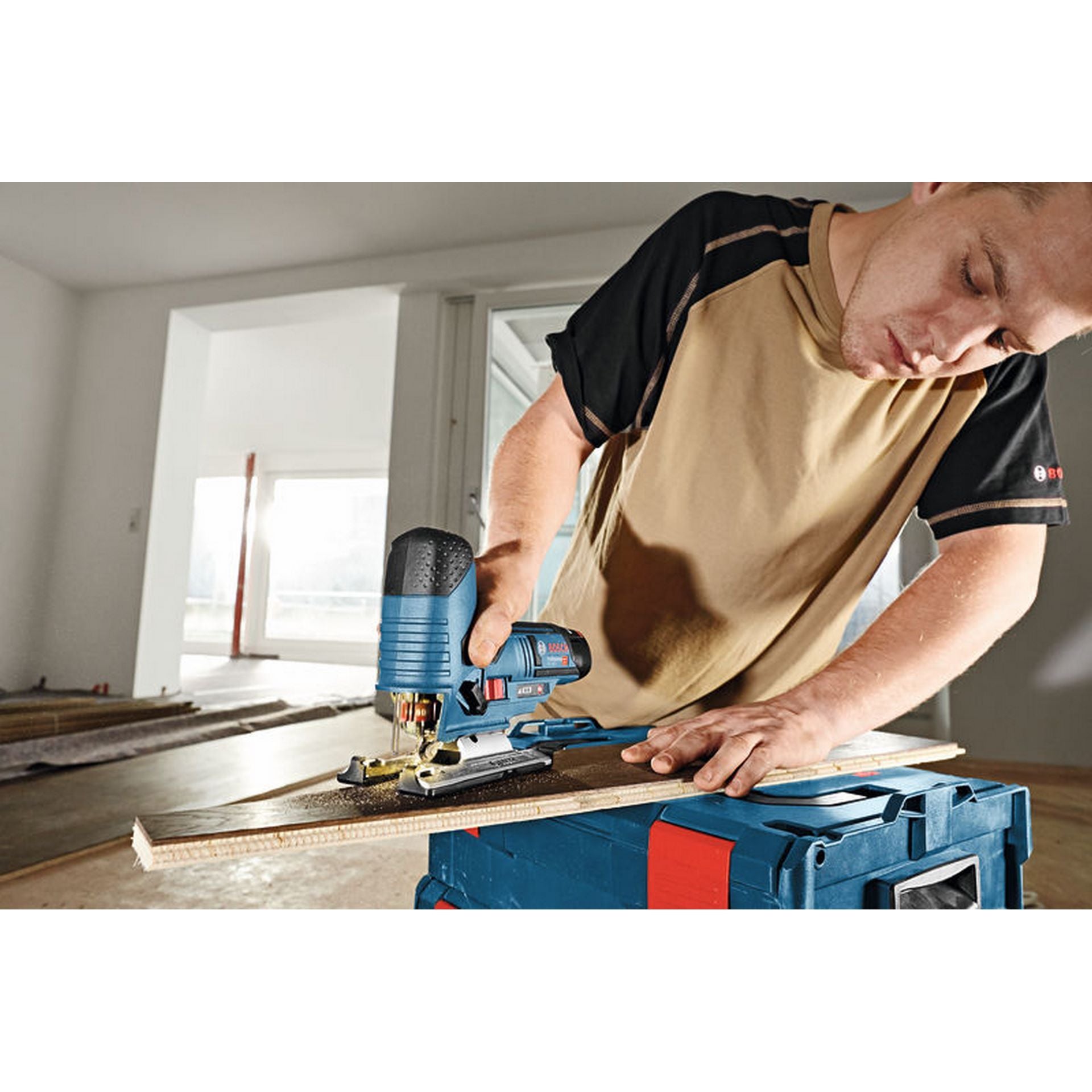 Bosch Akku-Stichsäge GST 12V-70, 2 x Akku GBA 12V 3.0Ah in L-BOXX #06015A1005