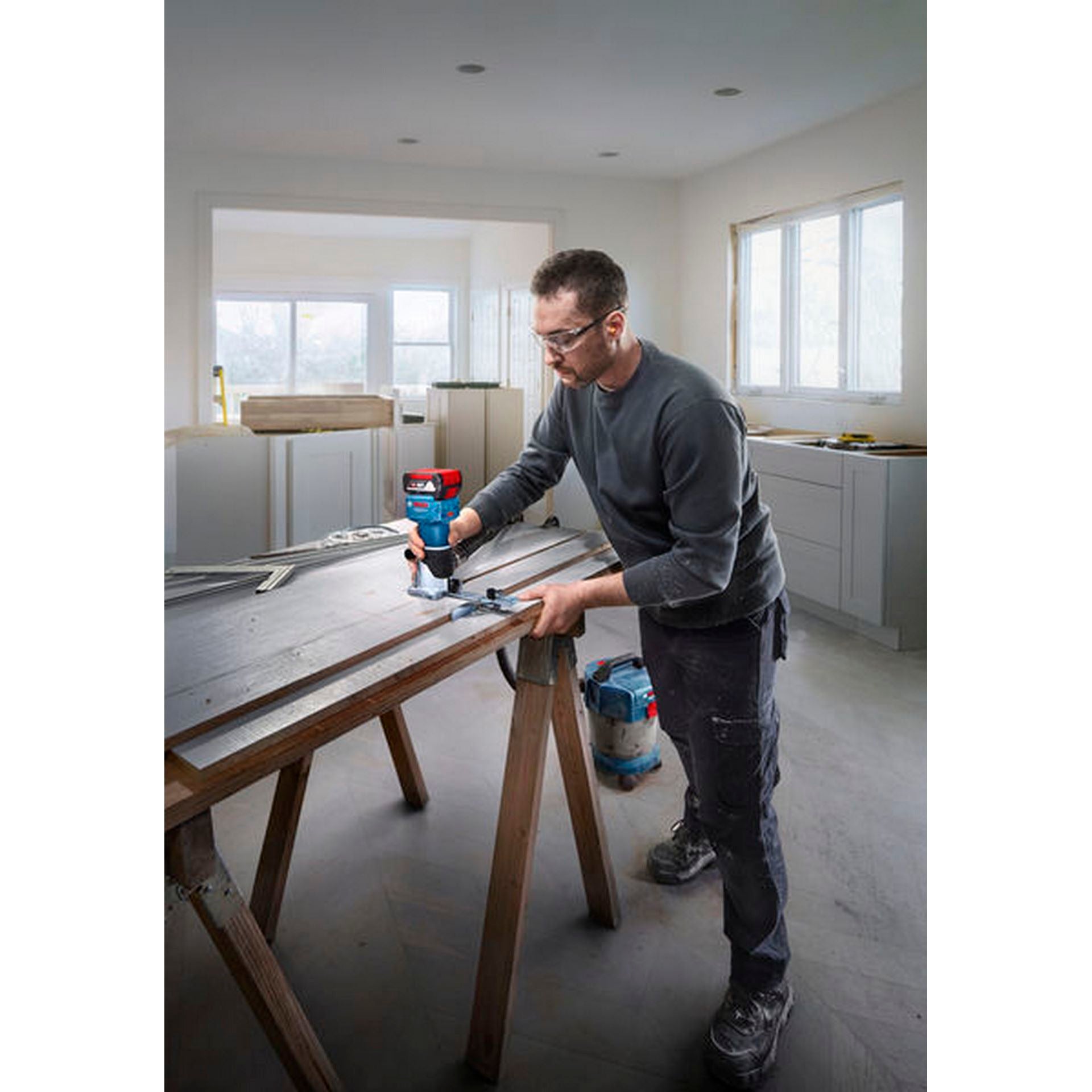 Bosch Oberfräse GLF 18V-8 in L-BOXX #06016C6001
