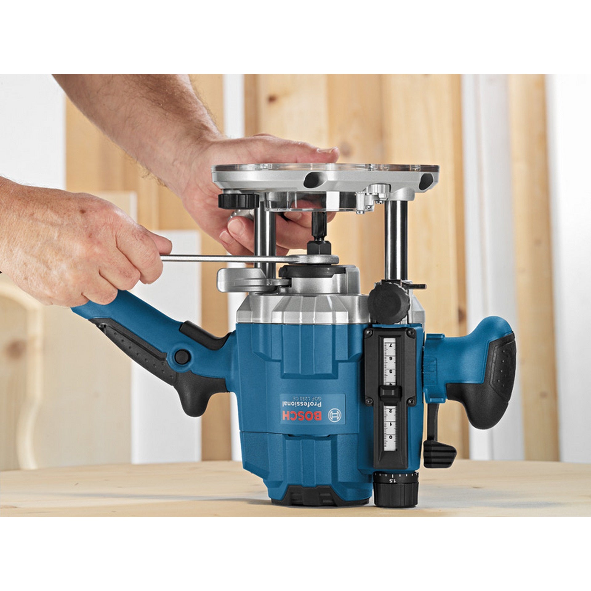 Bosch Oberfräse GOF 1250 CE in L-BOXX #0601626001