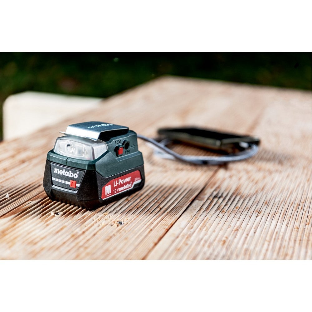 Metabo Akku-Power-Adapter PowerMaxx PA 12 LED-USB #600298000 12 V Anschluss + 5 V USB + LED-Licht