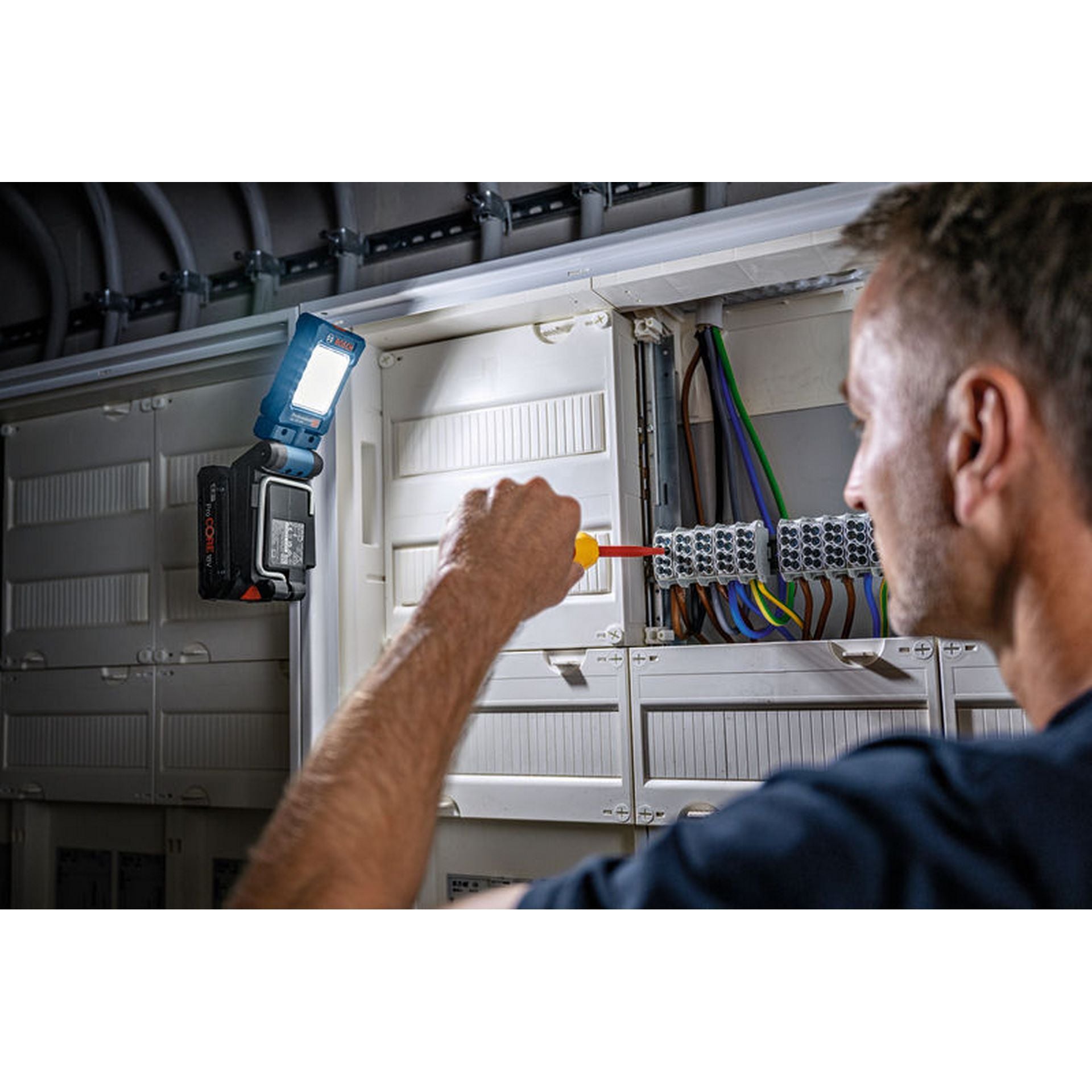 Bosch Akku-Leuchte GLI 18V-800 #0601443600