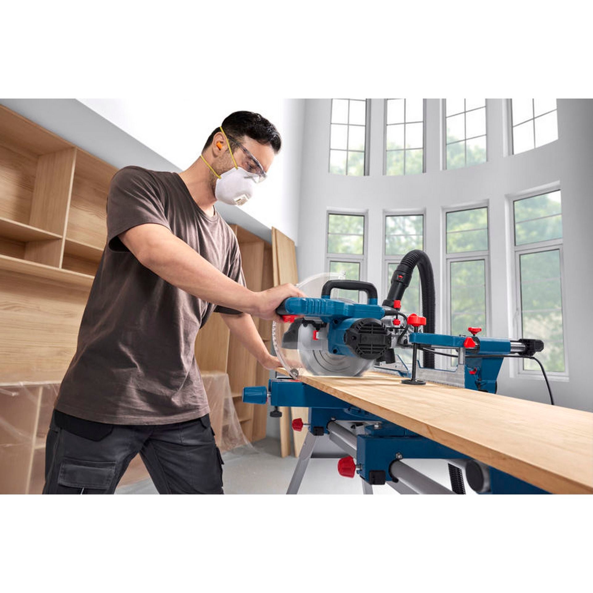 Bosch Kapp- und Gehrungssäge GCM305-216S #0601B61001