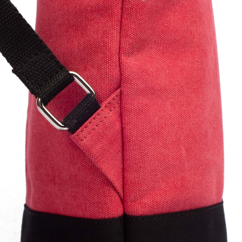 Margelisch Yoko 1 canvas red black detail belt