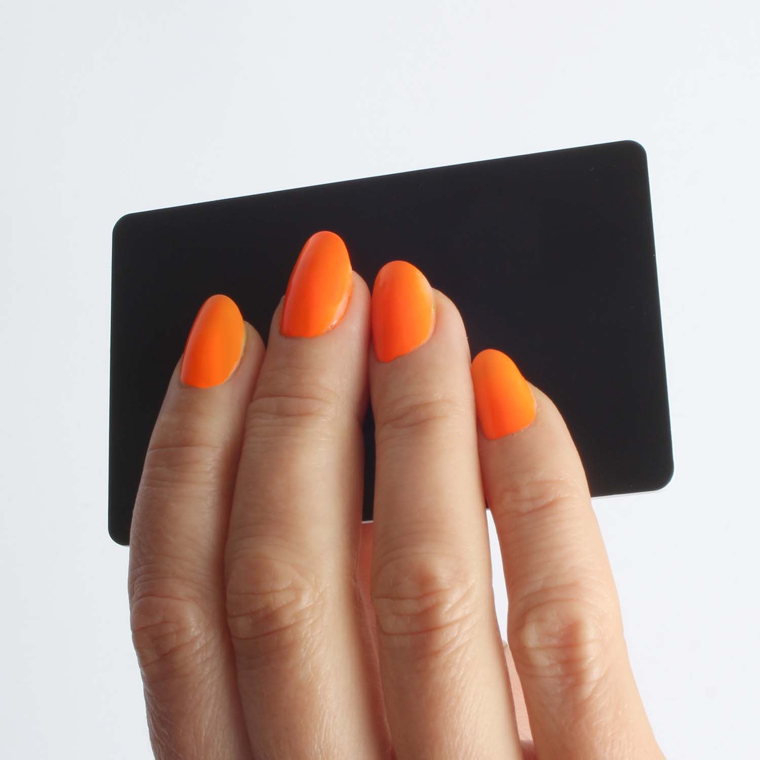 LAUED - nail polish - bio based - Neon 01 Laued nailpolish bio based vegan neon orange