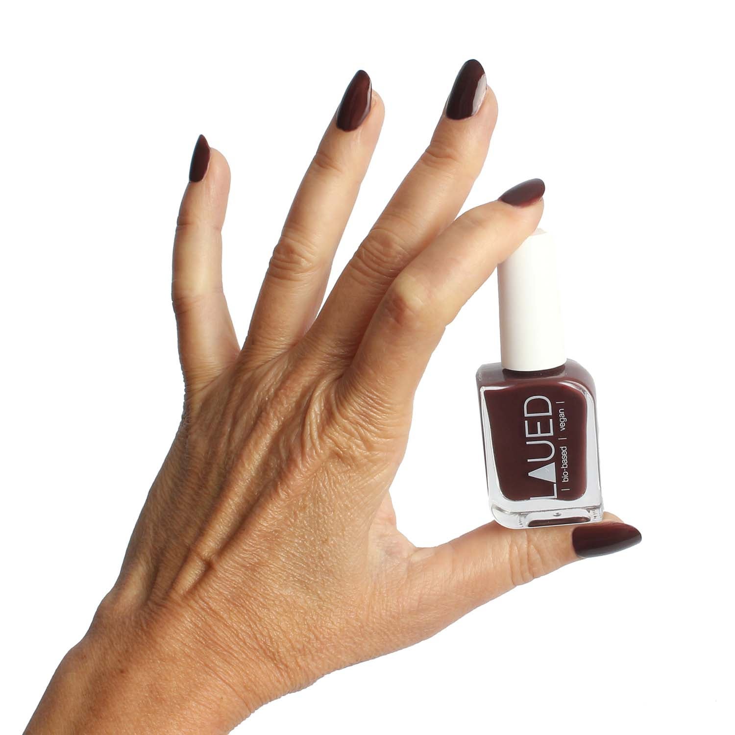 Laued nailpolish bio based vegan ground brown