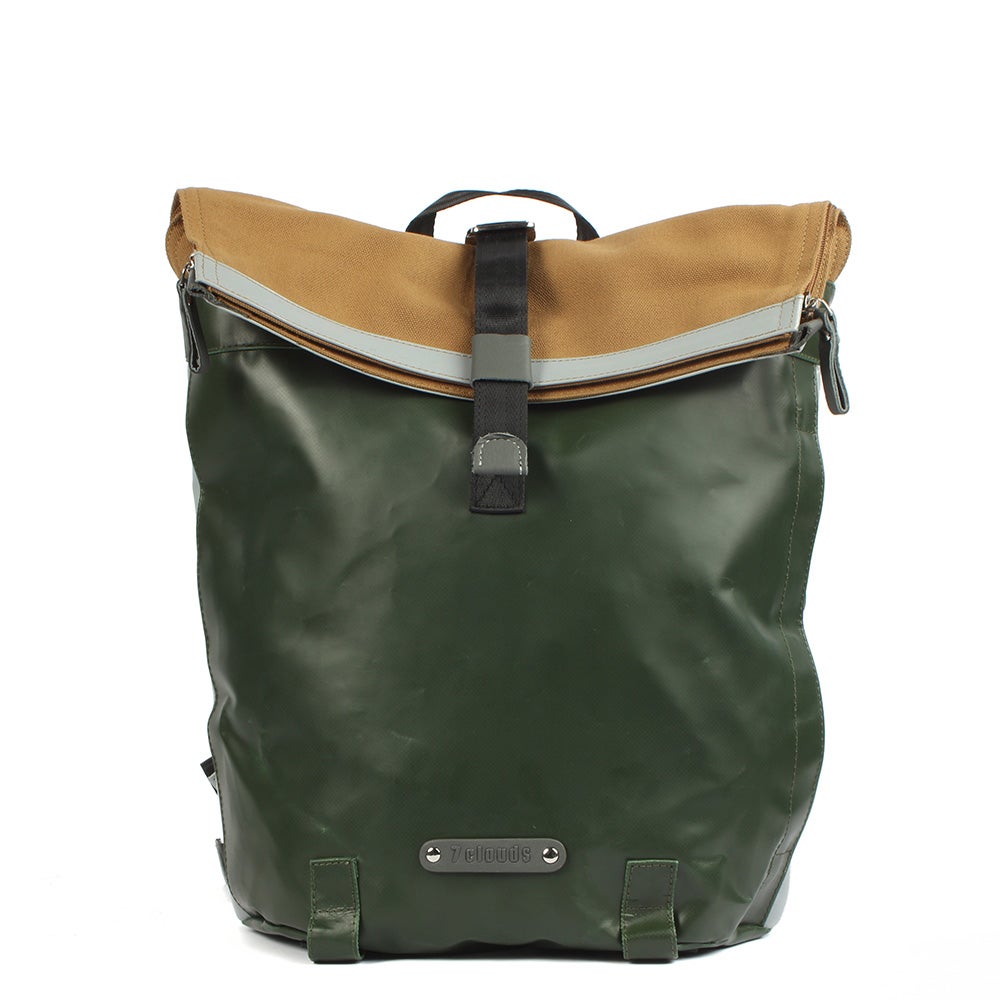 7clouds Dwars 7.4 junglegreen-grey-khaki sustainable lady rolltopbackpack with RPET recycled PET bottles- front view