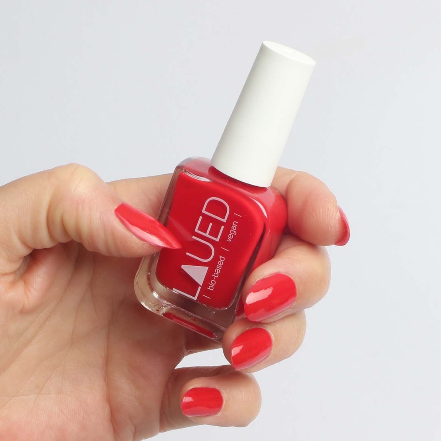 LAUED - nail polish - bio based - Fire 03 Laued nailpolish bio based vegan red