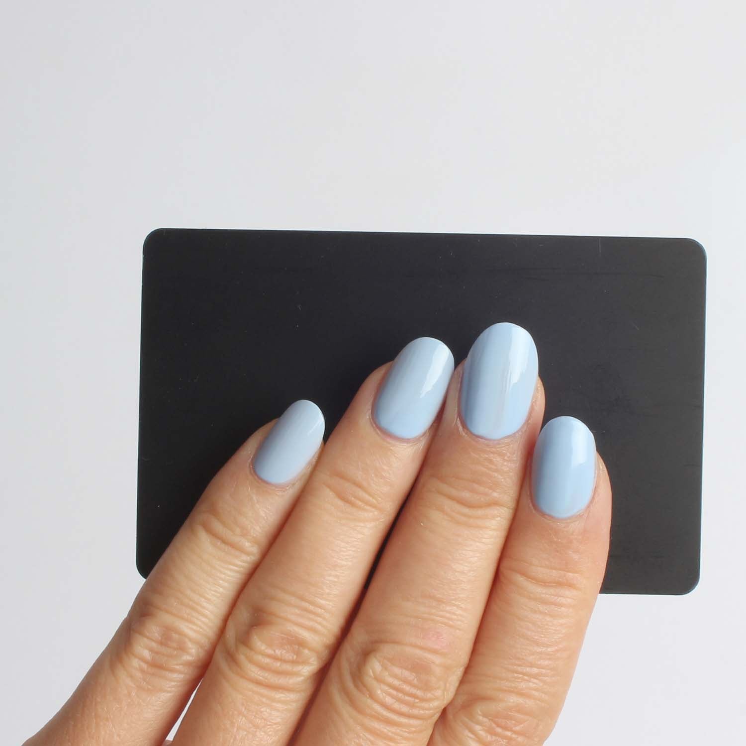 Laued vernis à ongles bio vegan ice bleu clair