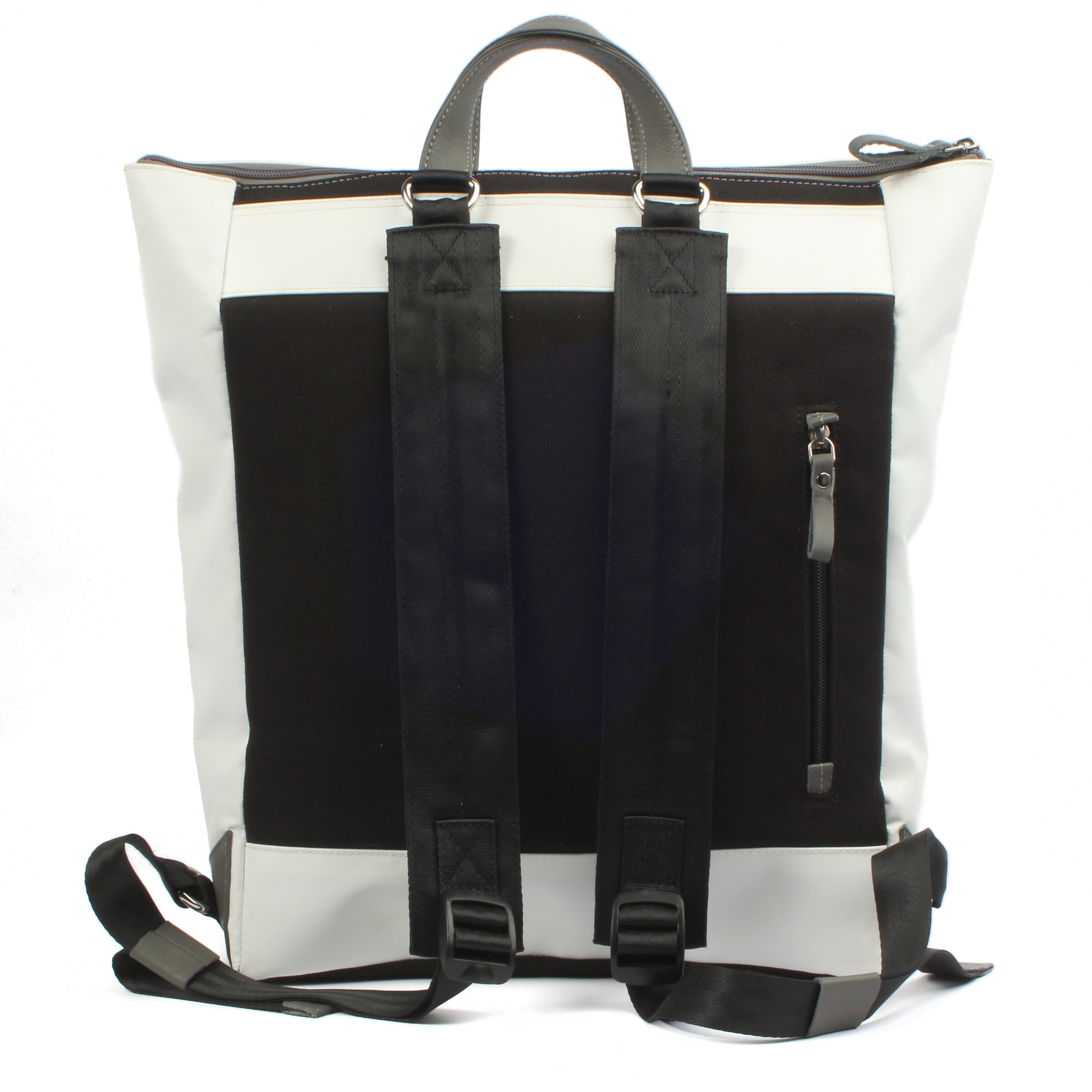 7clouds Shams 7.4 white-Designer Laptoprucksack für modische Frauen-Rückseite