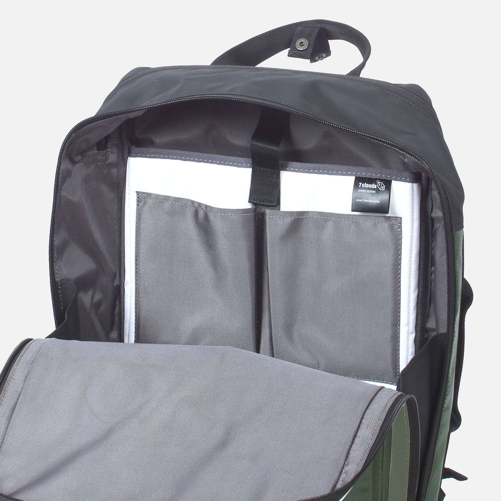 Rucksack Agal 7.3-M jungle green offen mit Laptopfach