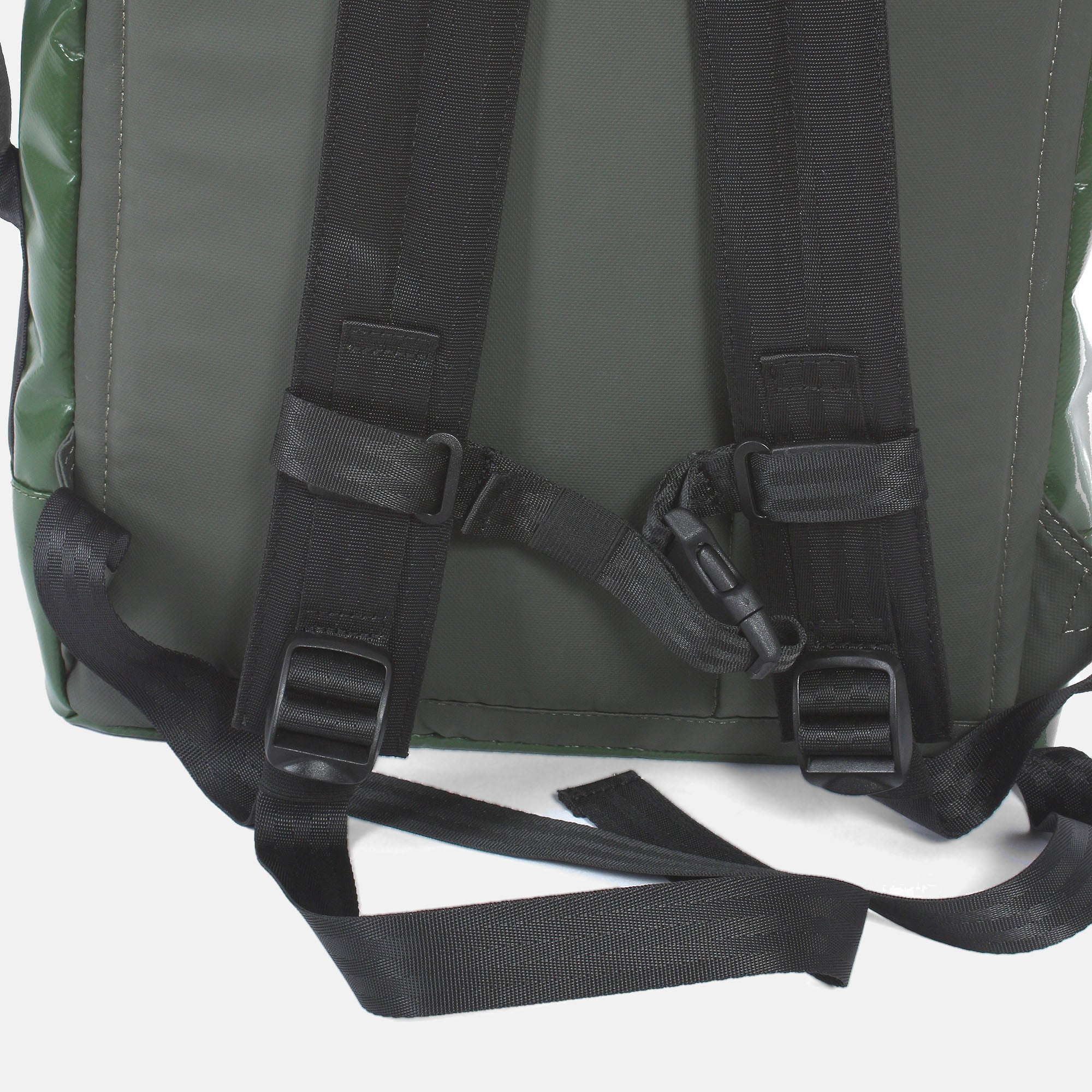 Rucksack Agal 7.3-M jungle green Brustgurt