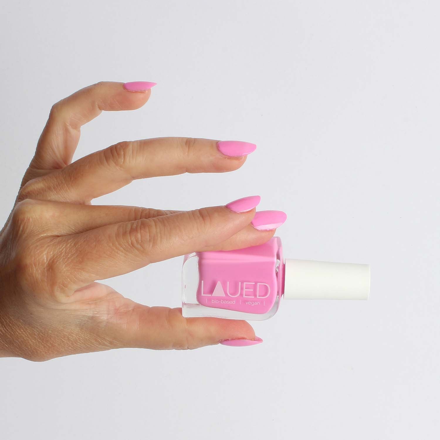 Laued nailpolish bio based vegan pink