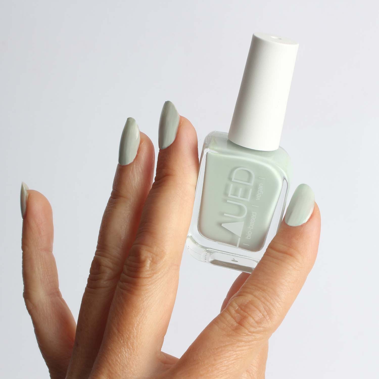 LAUED - nail polish - bio based - Cactus 01 Laued nailpolish bio based vegan green