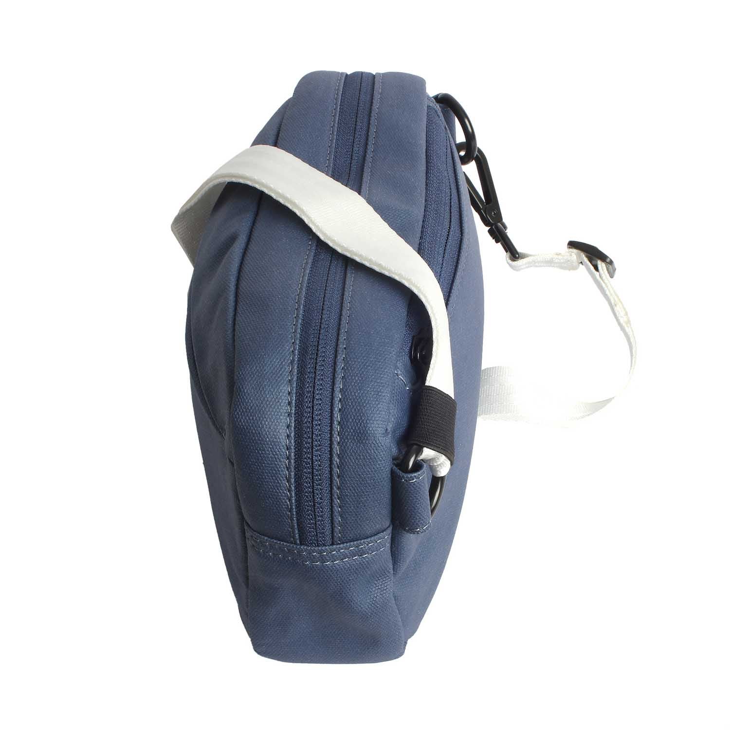 Margelisch Brusttasche Lowen 1 dark blue  Reissverschluss