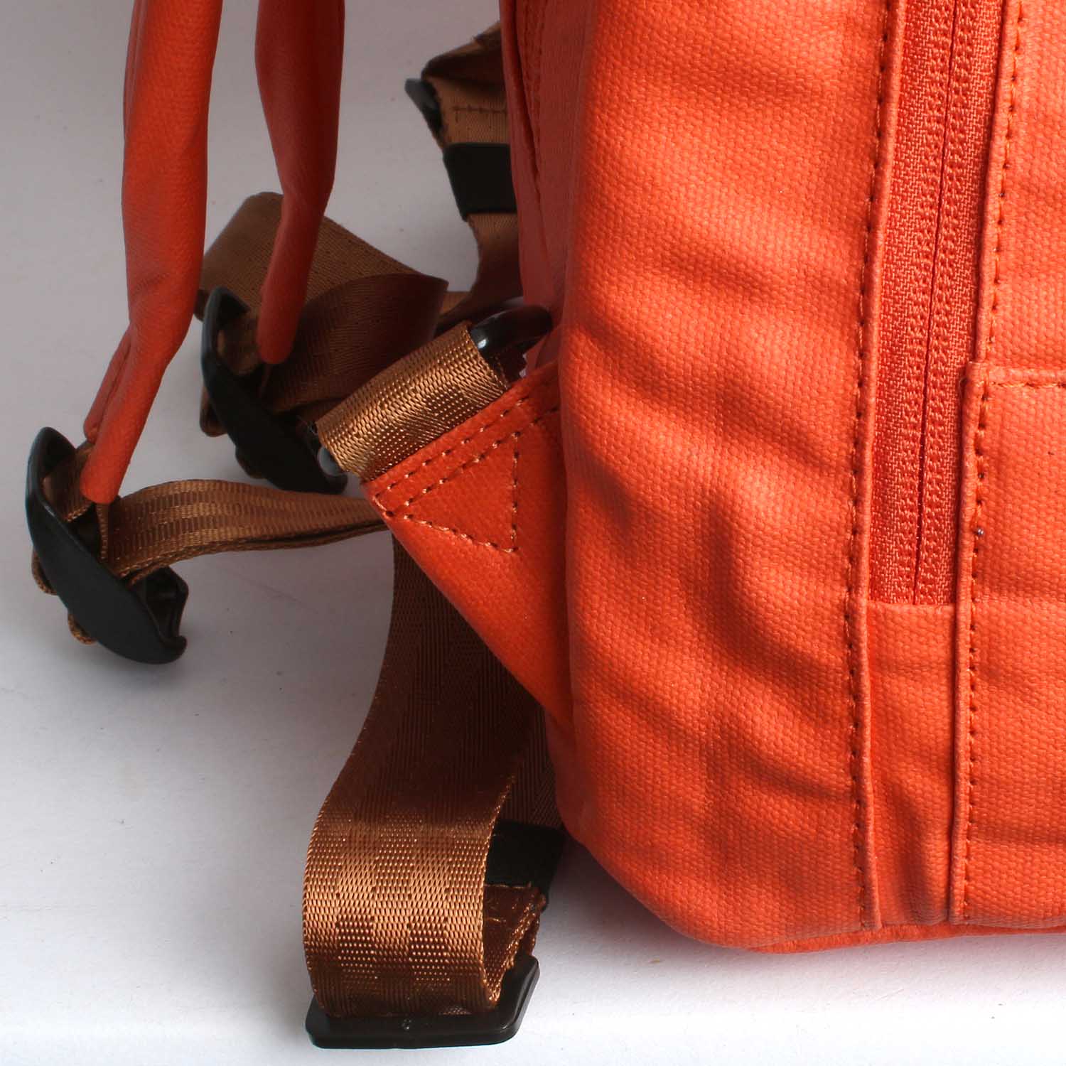 Margelisch Laptop Rucksack Pantho 1 orange Detail