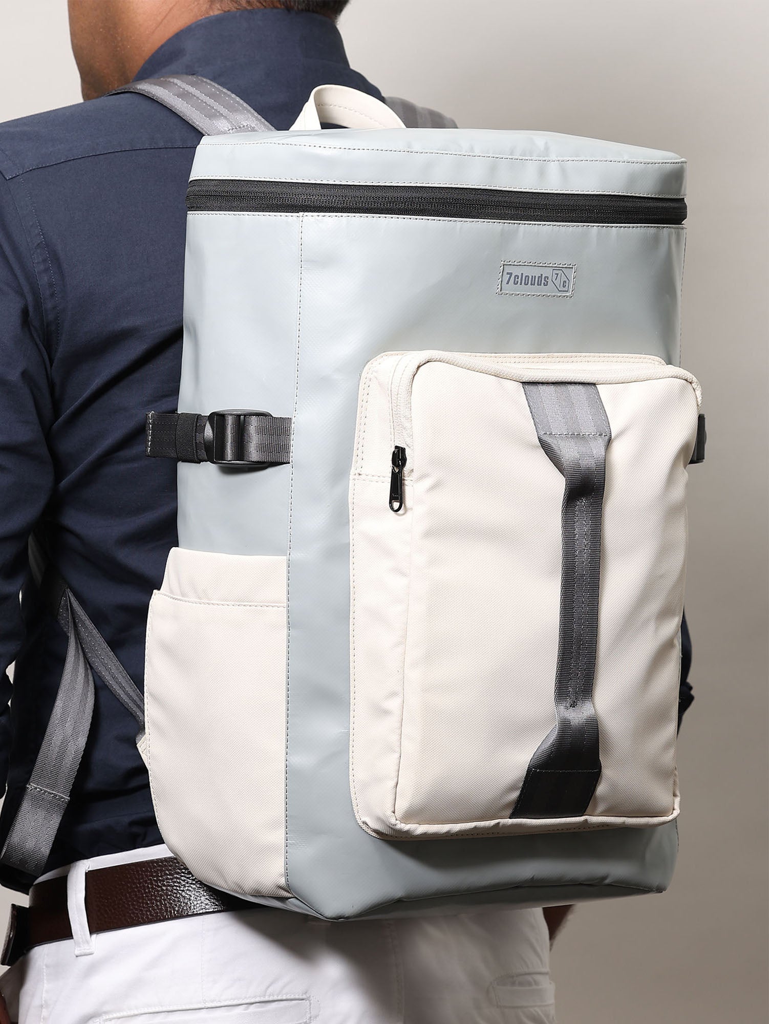 7clouds Laptop Rucksack Heloy 7.1 grey-off white mood