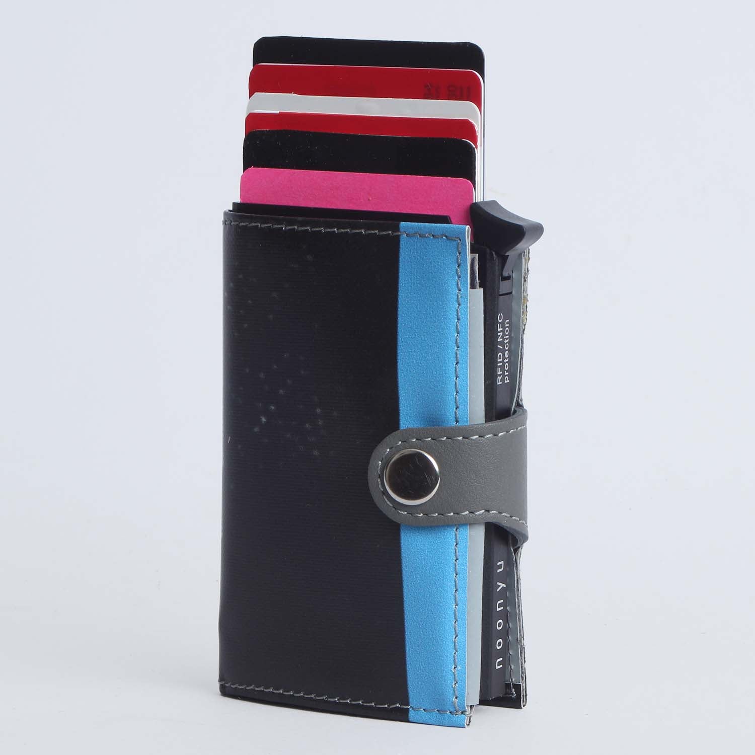 noonyu single tarpaulin RFID wallet unique angle view