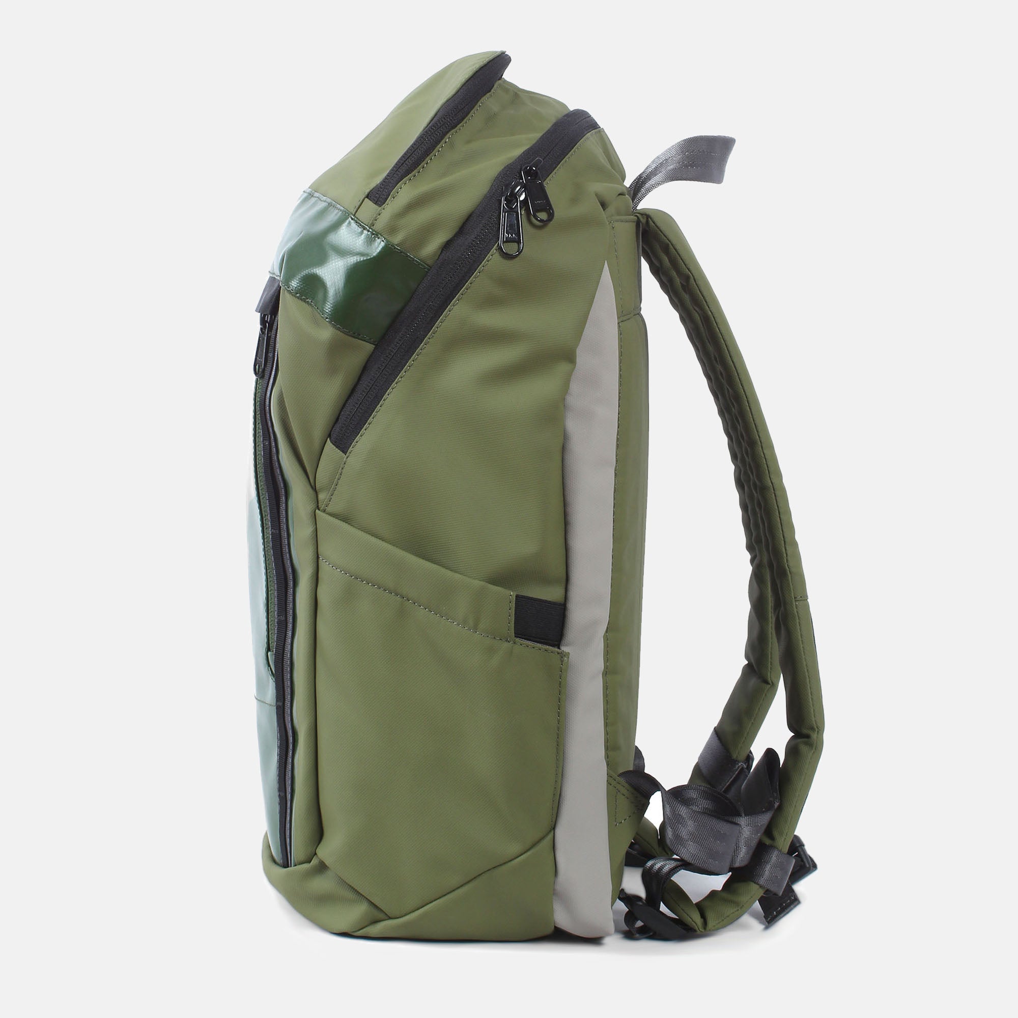 Suno 7.1 jungle green-mud green laptop backpack side view