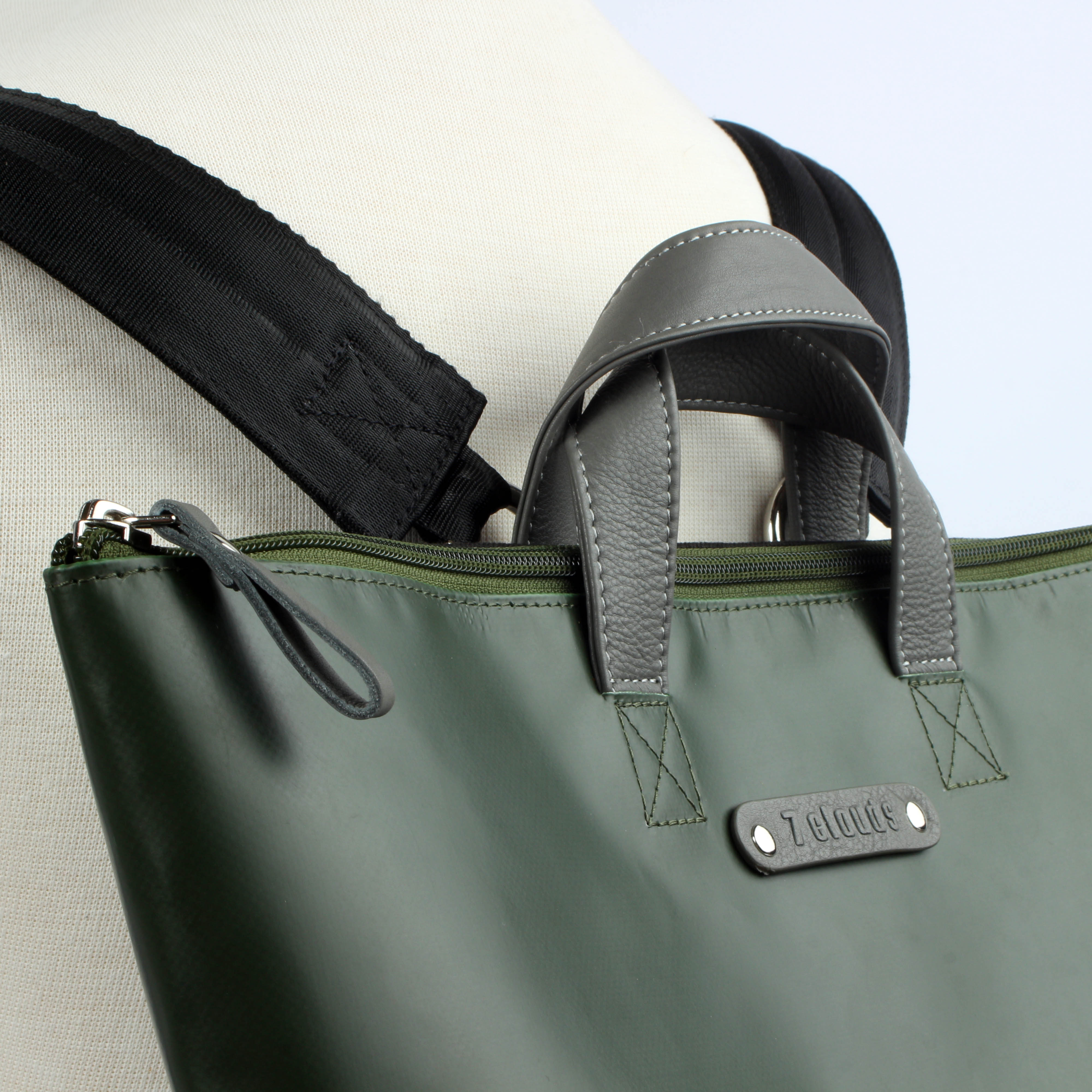7clouds Shams 7.4_junglegreen_detail 7clouds Shams 7.4 junglegreen-nachaltiger Shopper-Laptoprucksack für Frauen-Deitail Front