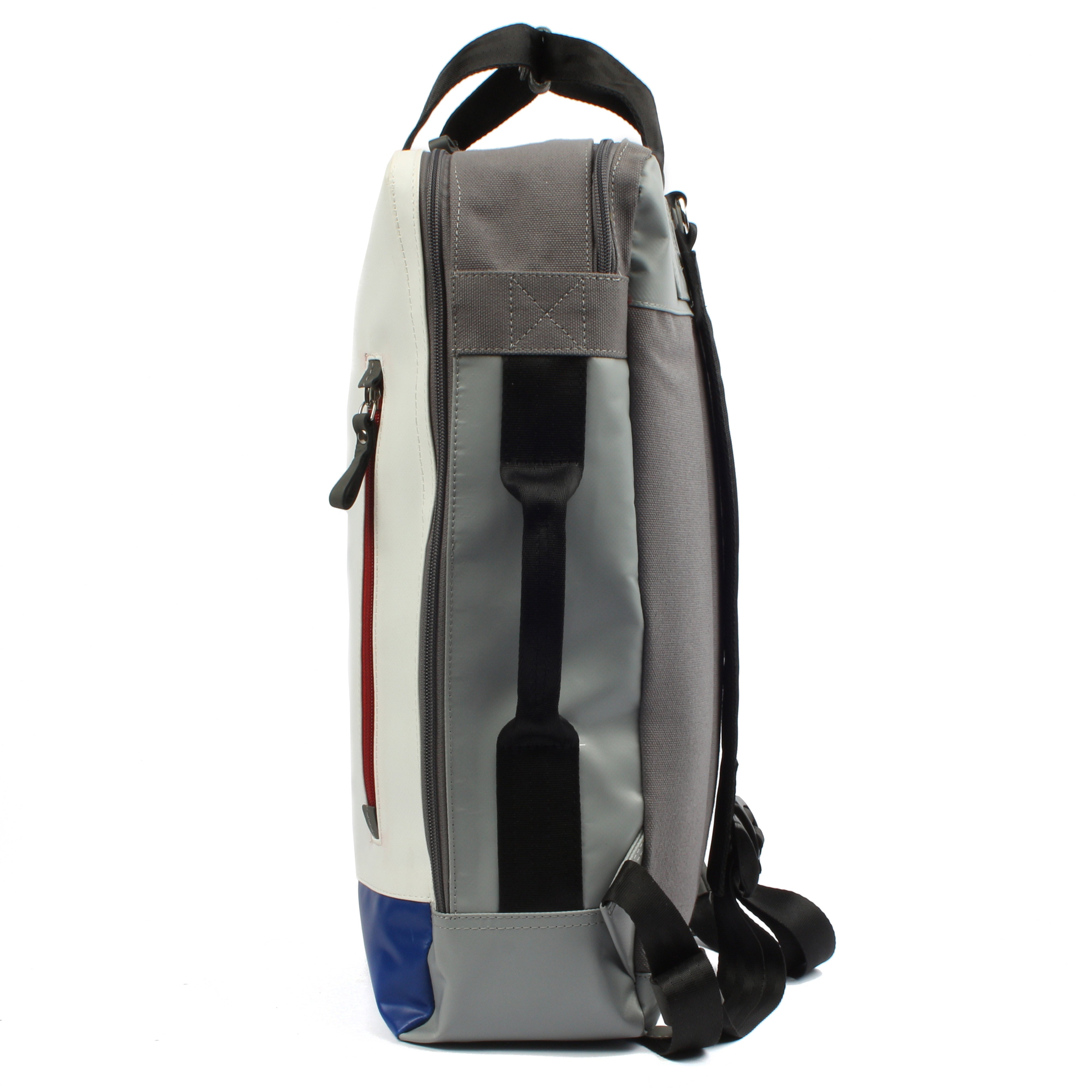 7clouds Agal 7.2M white-blue-red laptopbackpack sideview