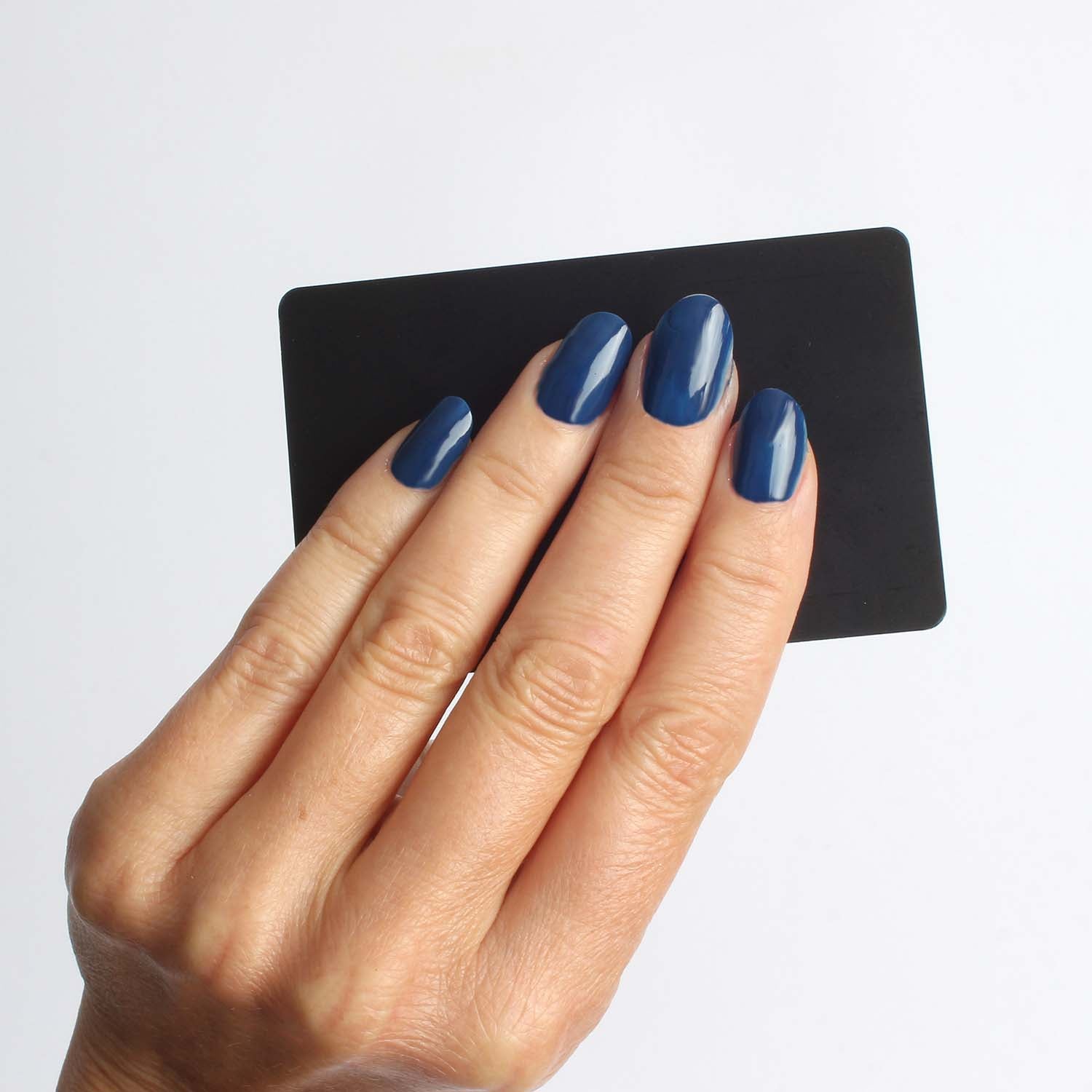 Laued nailpolish bio based vegan ice darkblue