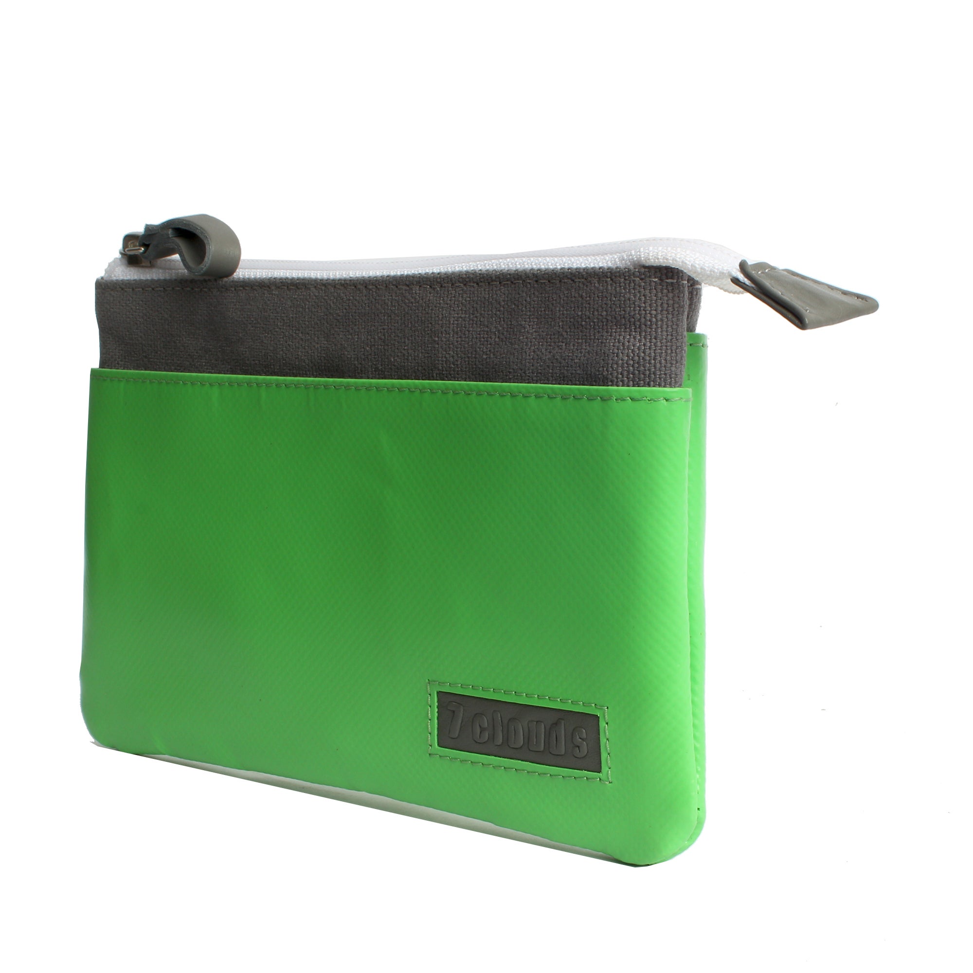 7clouds Handytasche Markyna 7.2 green-grey front